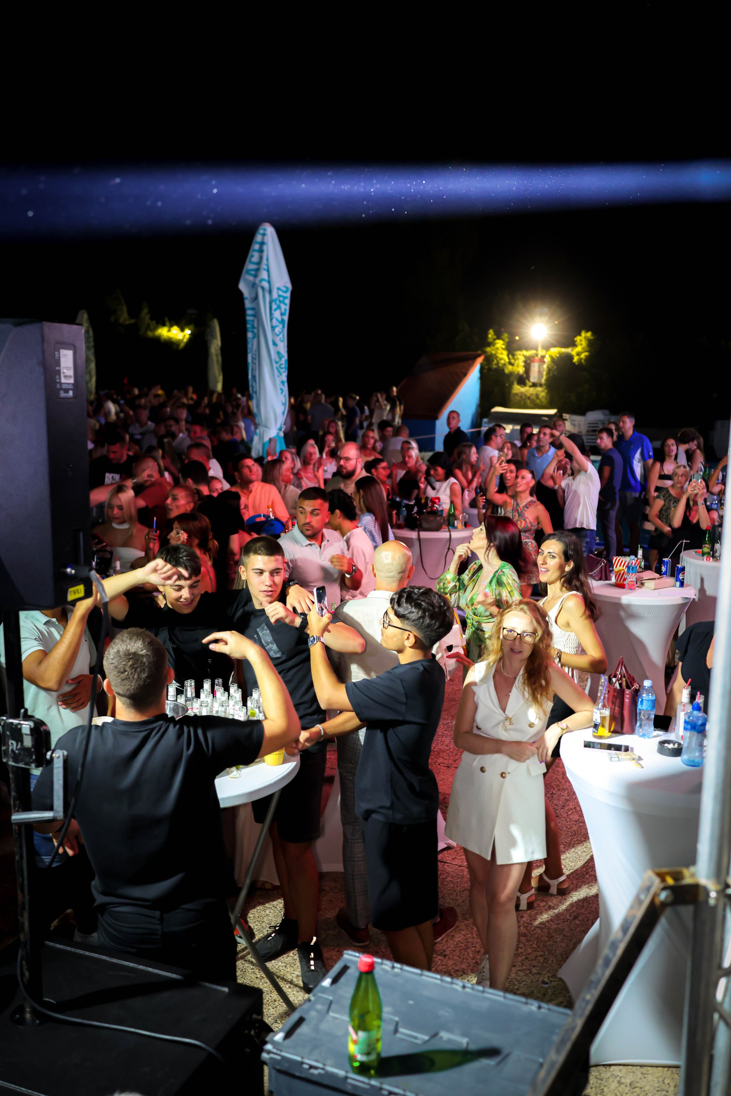 Koncert Dženana Lončarevića. Foto Simic Jagodina