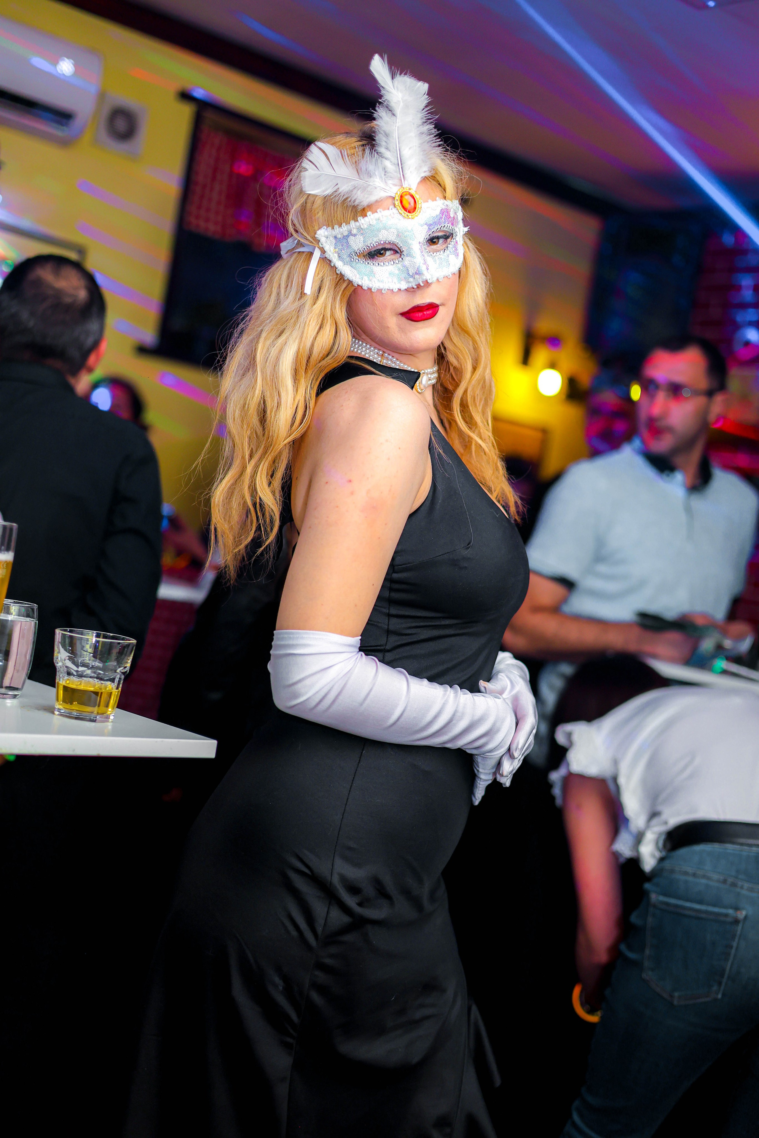 Maskenbal — Kafana Gradska Biblioteka Jagodina. Foto Simic Jagodina