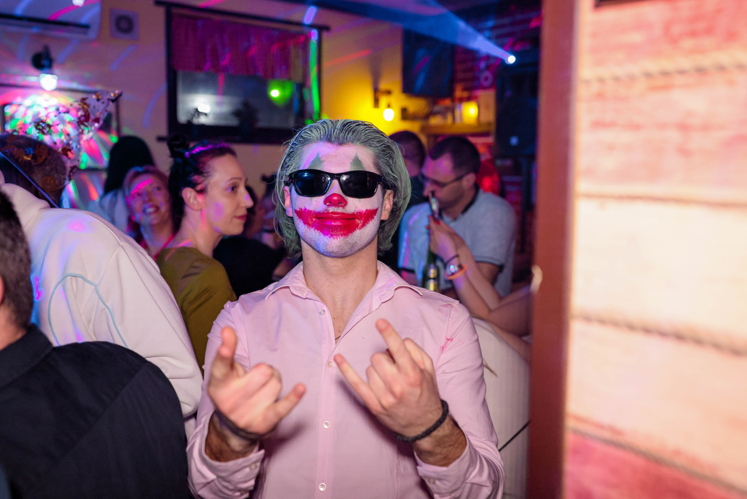 Maskenbal — Kafana Gradska Biblioteka Jagodina. Foto Simic Jagodina