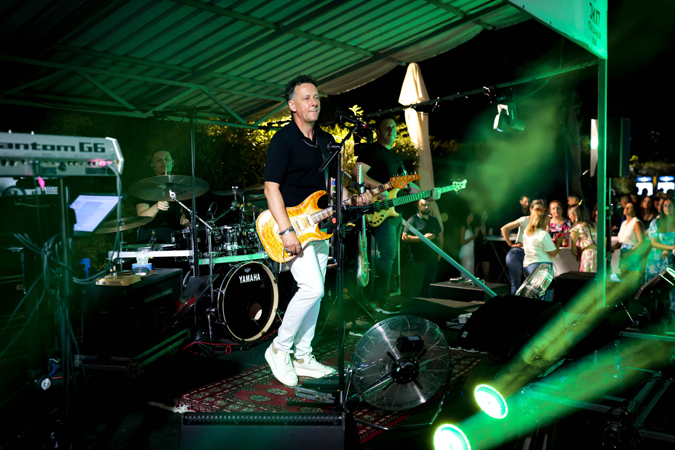 Koncert Dženana Lončarevića. Foto Simic Jagodina