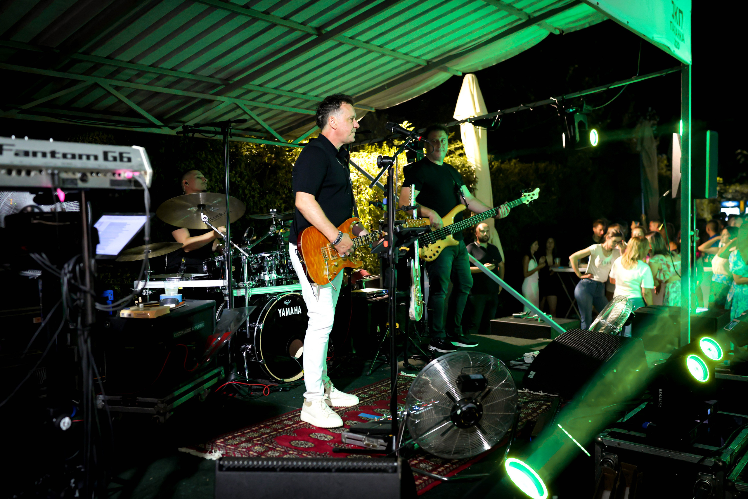 Koncert Dženana Lončarevića. Foto Simic Jagodina