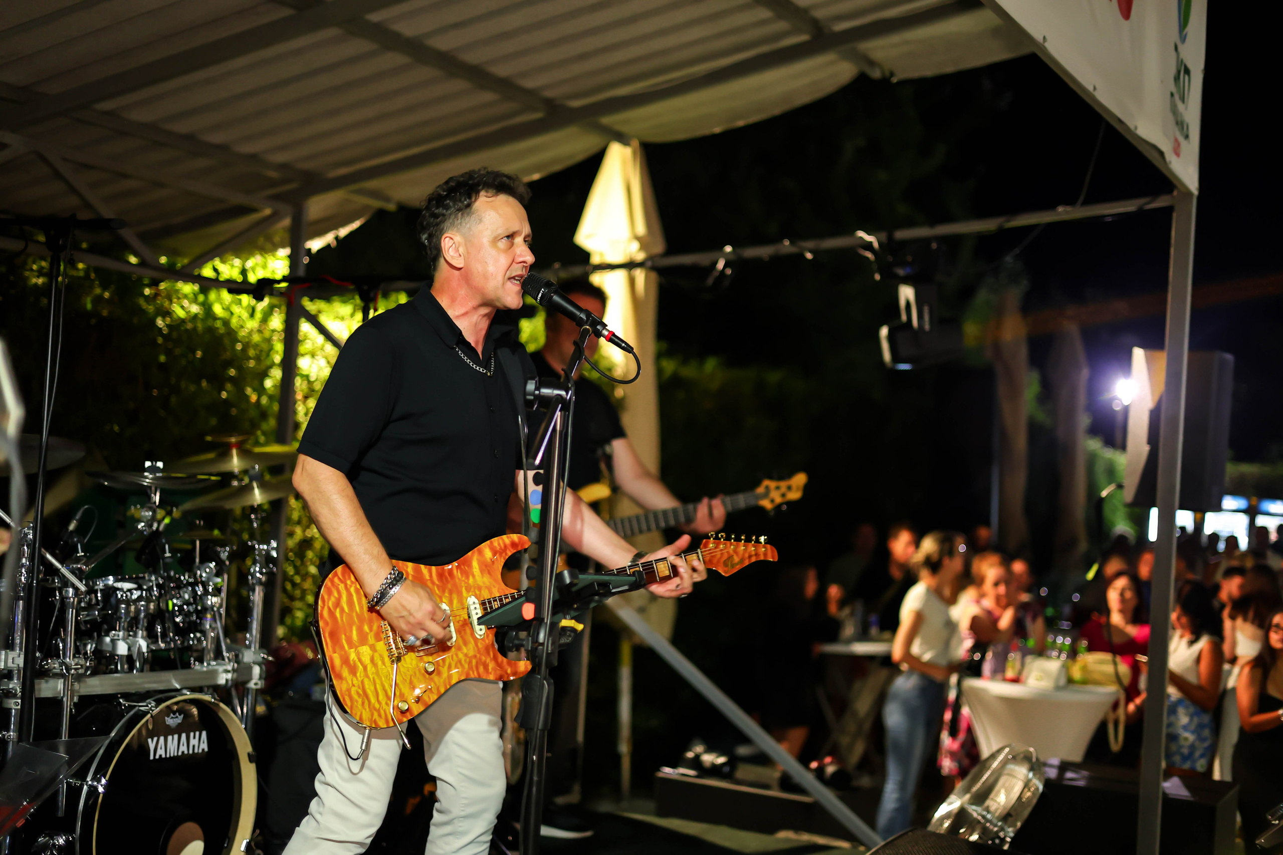 Koncert Dženana Lončarevića. Foto Simic Jagodina