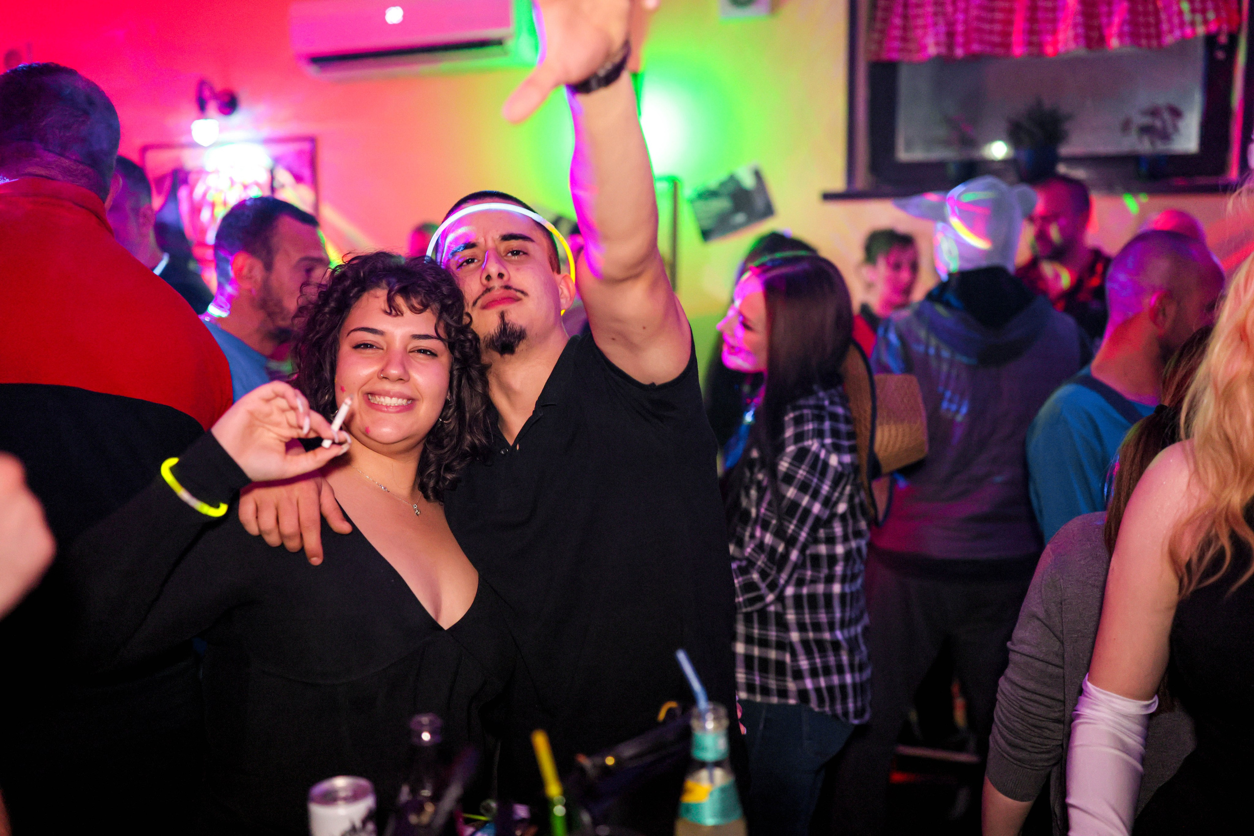 Maskenbal — Kafana Gradska Biblioteka Jagodina. Foto Simic Jagodina