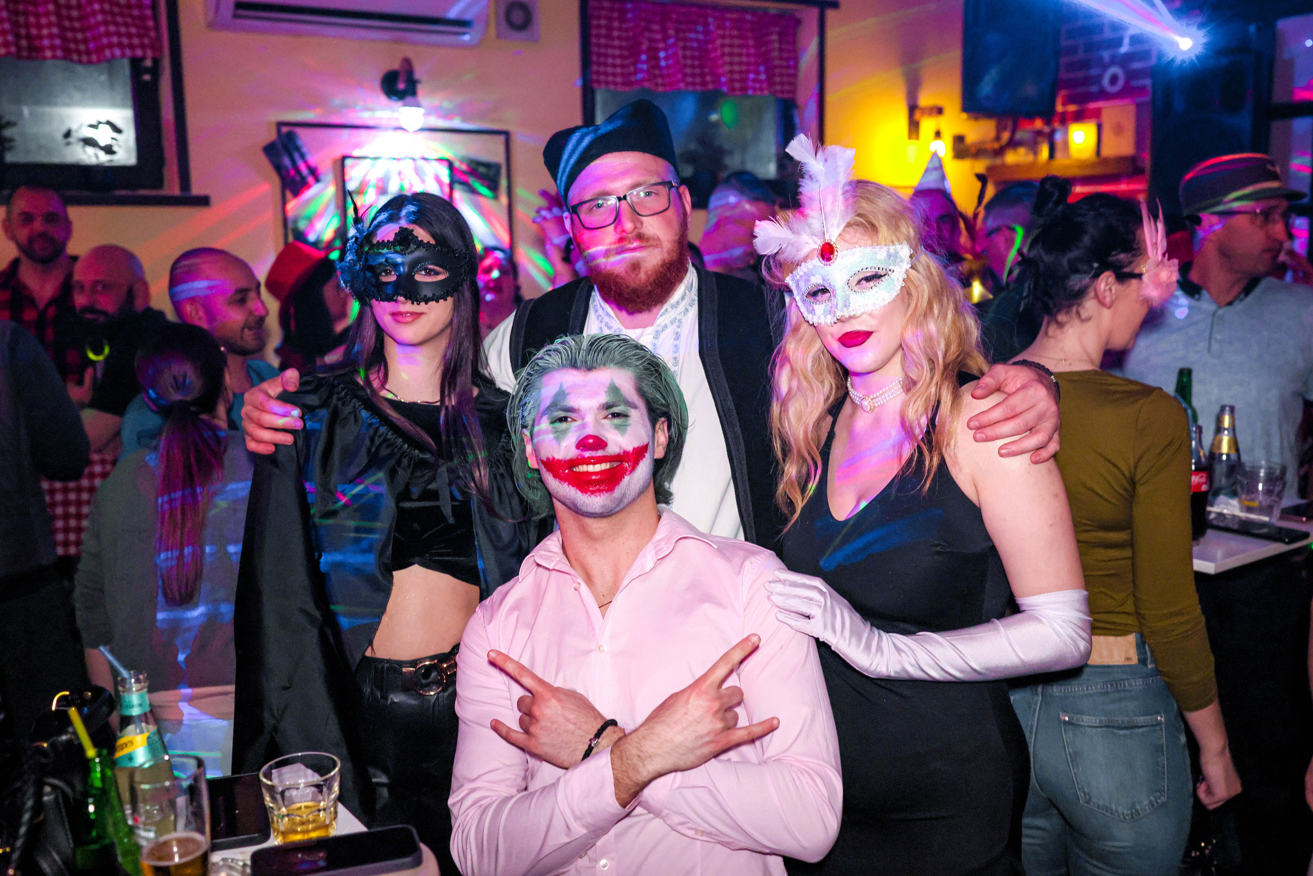 Maskenbal — Kafana Gradska Biblioteka Jagodina. Foto Simic Jagodina