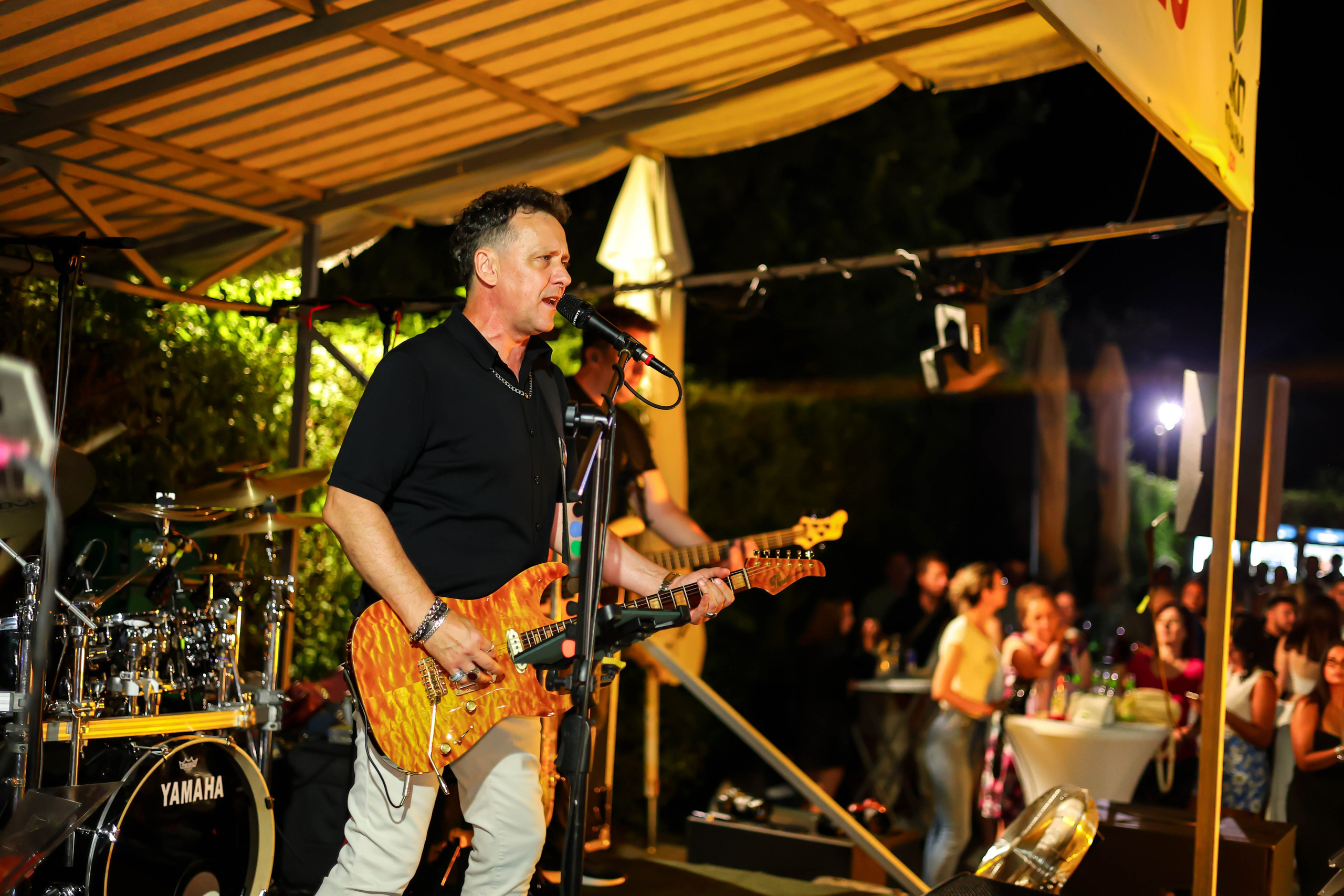 Koncert Dženana Lončarevića. Foto Simic Jagodina