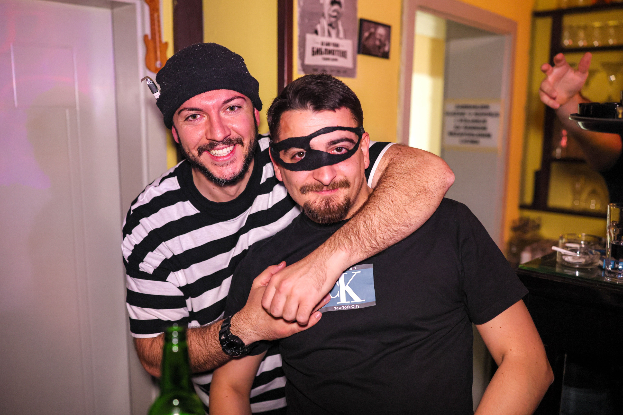 Maskenbal — Kafana Gradska Biblioteka Jagodina. Foto Simic Jagodina