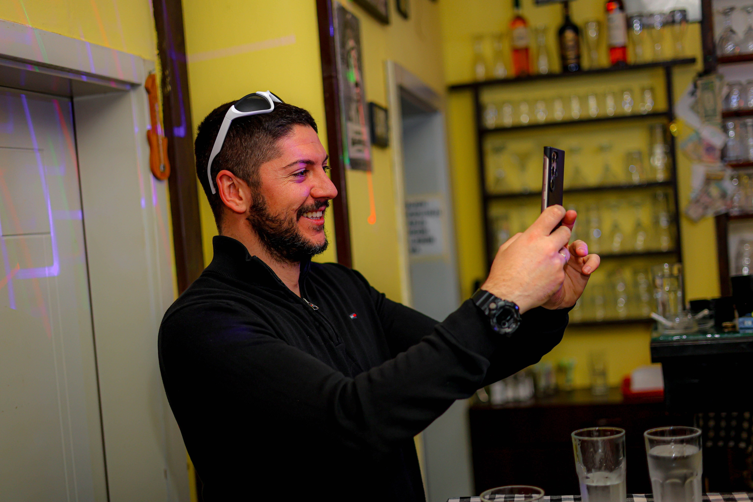 Maskenbal — Kafana Gradska Biblioteka Jagodina. Foto Simic Jagodina