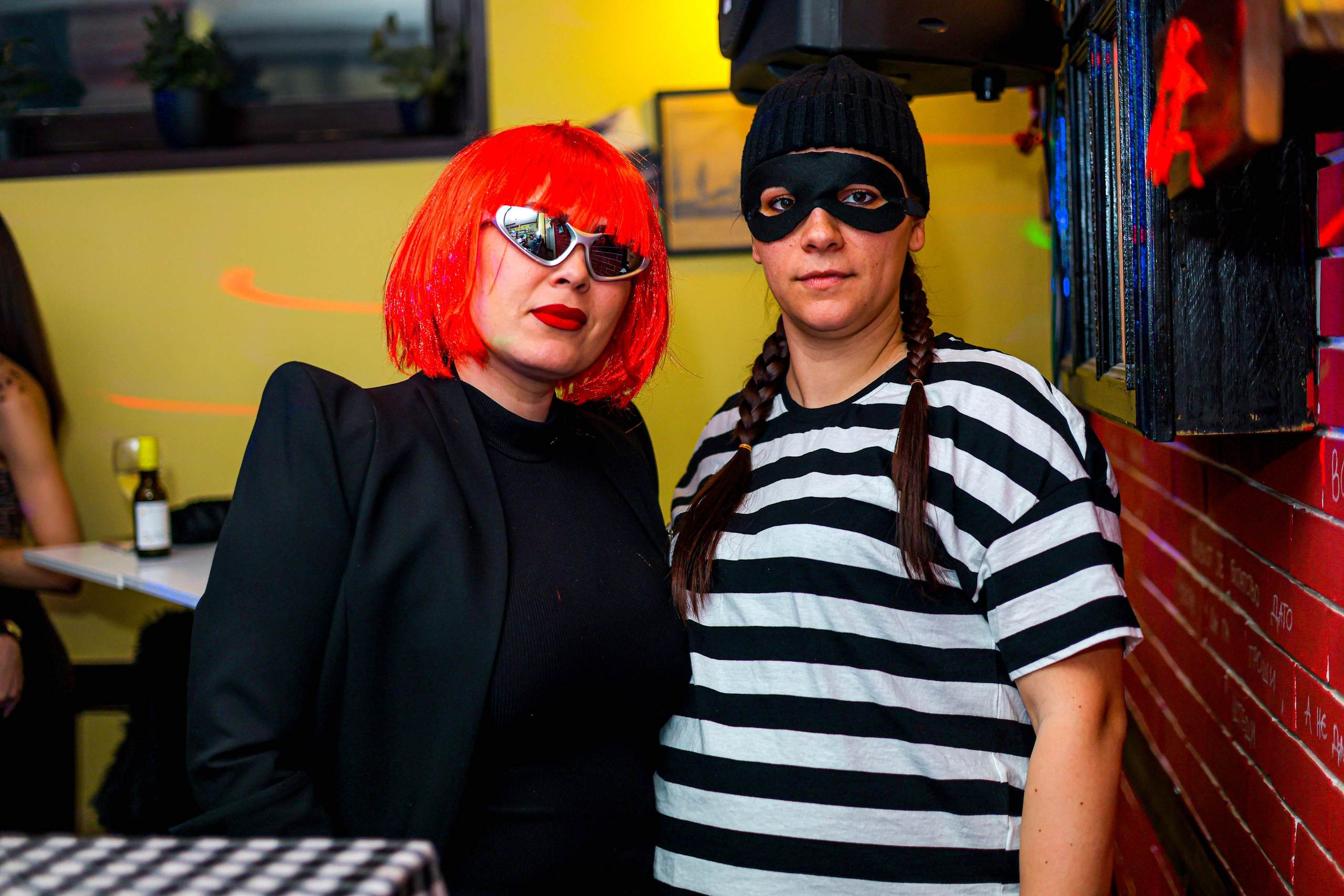 Maskenbal — Kafana Gradska Biblioteka Jagodina. Foto Simic Jagodina