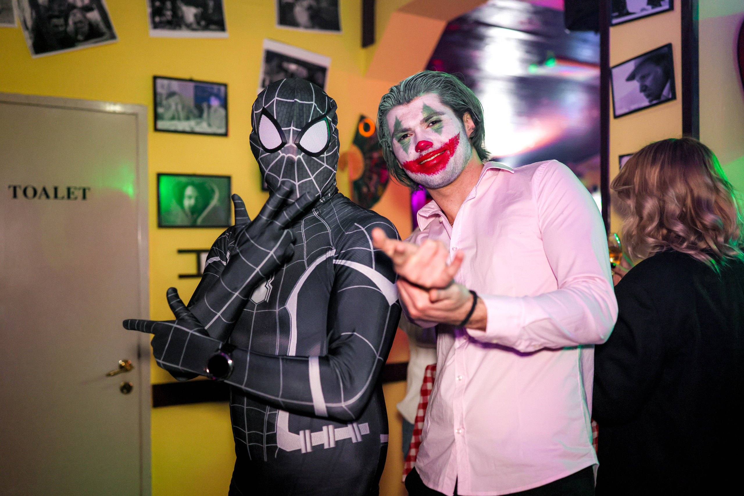 Maskenbal — Kafana Gradska Biblioteka Jagodina. Foto Simic Jagodina
