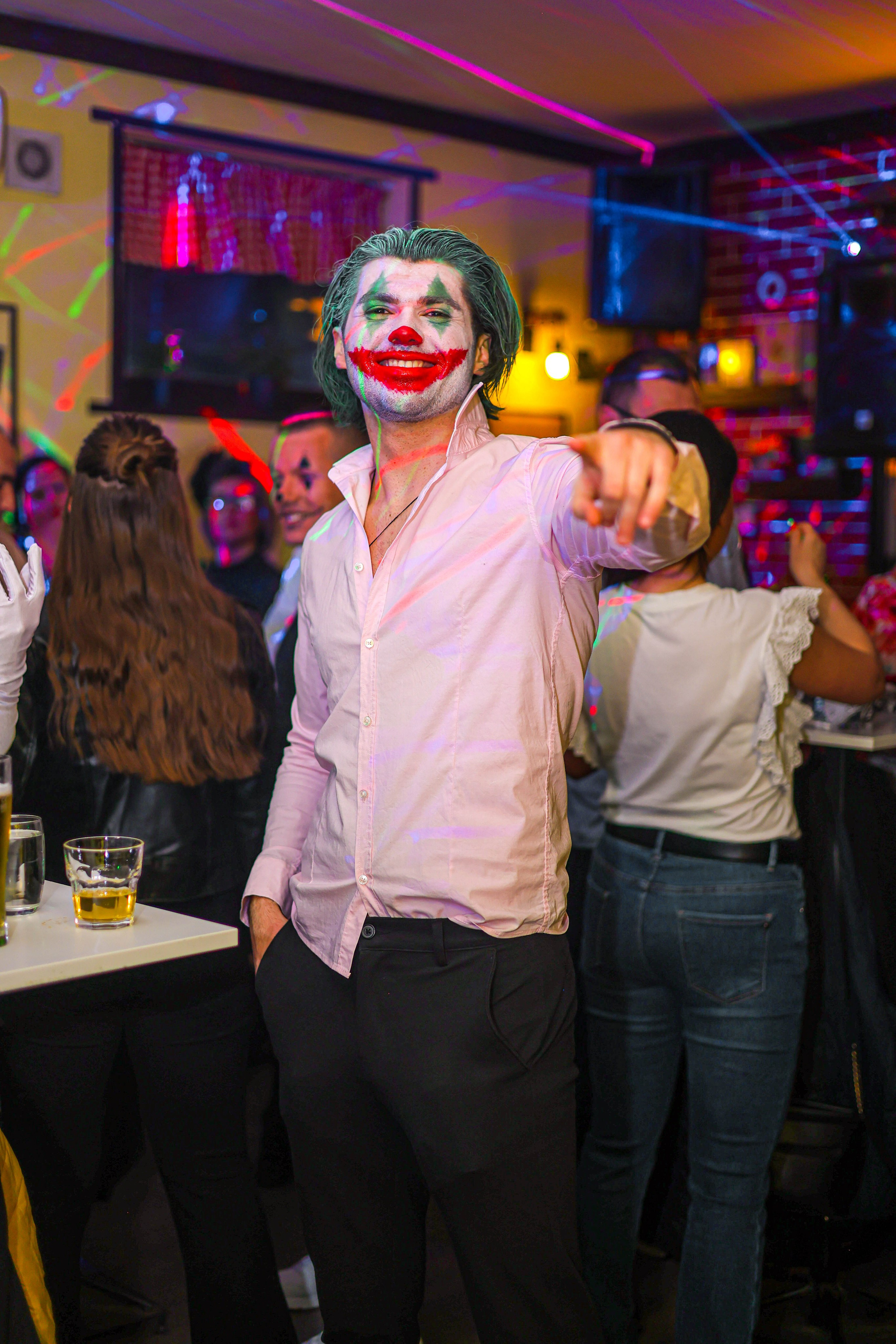 Maskenbal — Kafana Gradska Biblioteka Jagodina. Foto Simic Jagodina