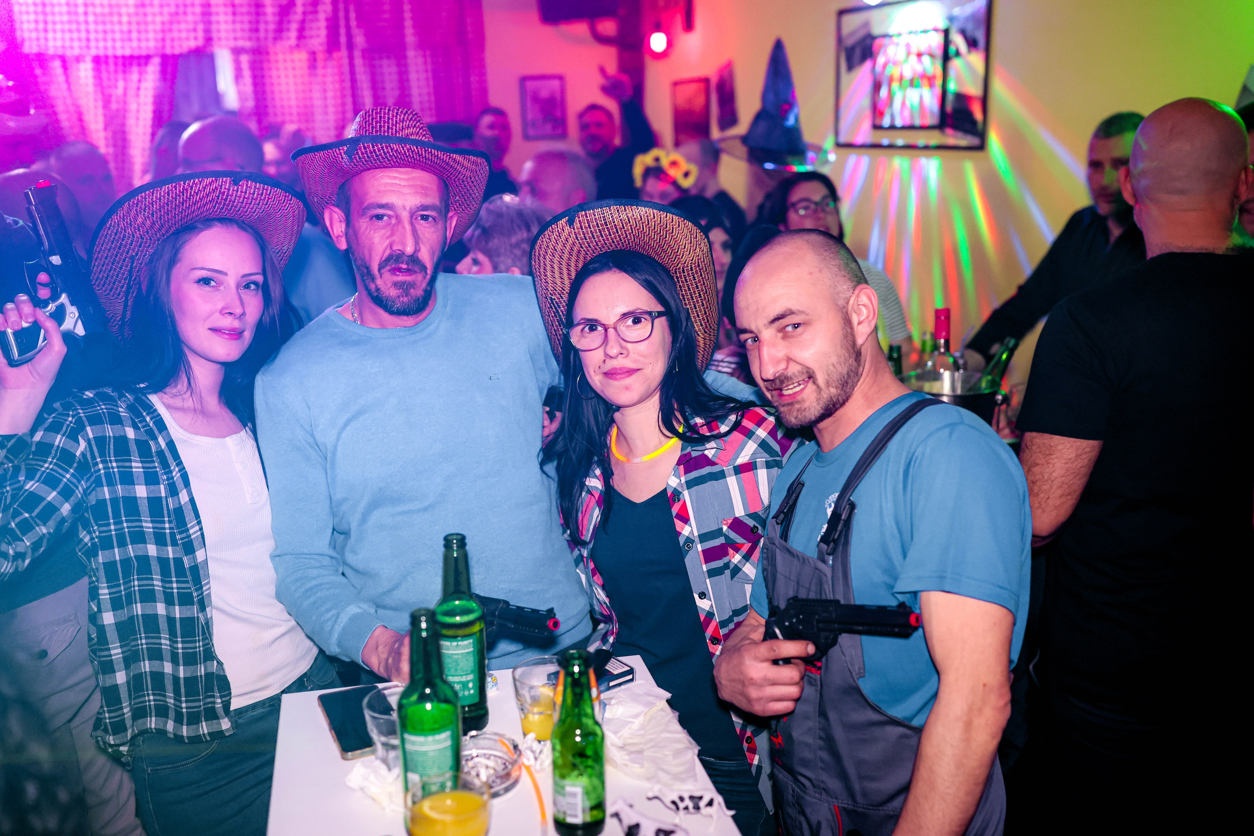Maskenbal — Kafana Gradska Biblioteka Jagodina. Foto Simic Jagodina