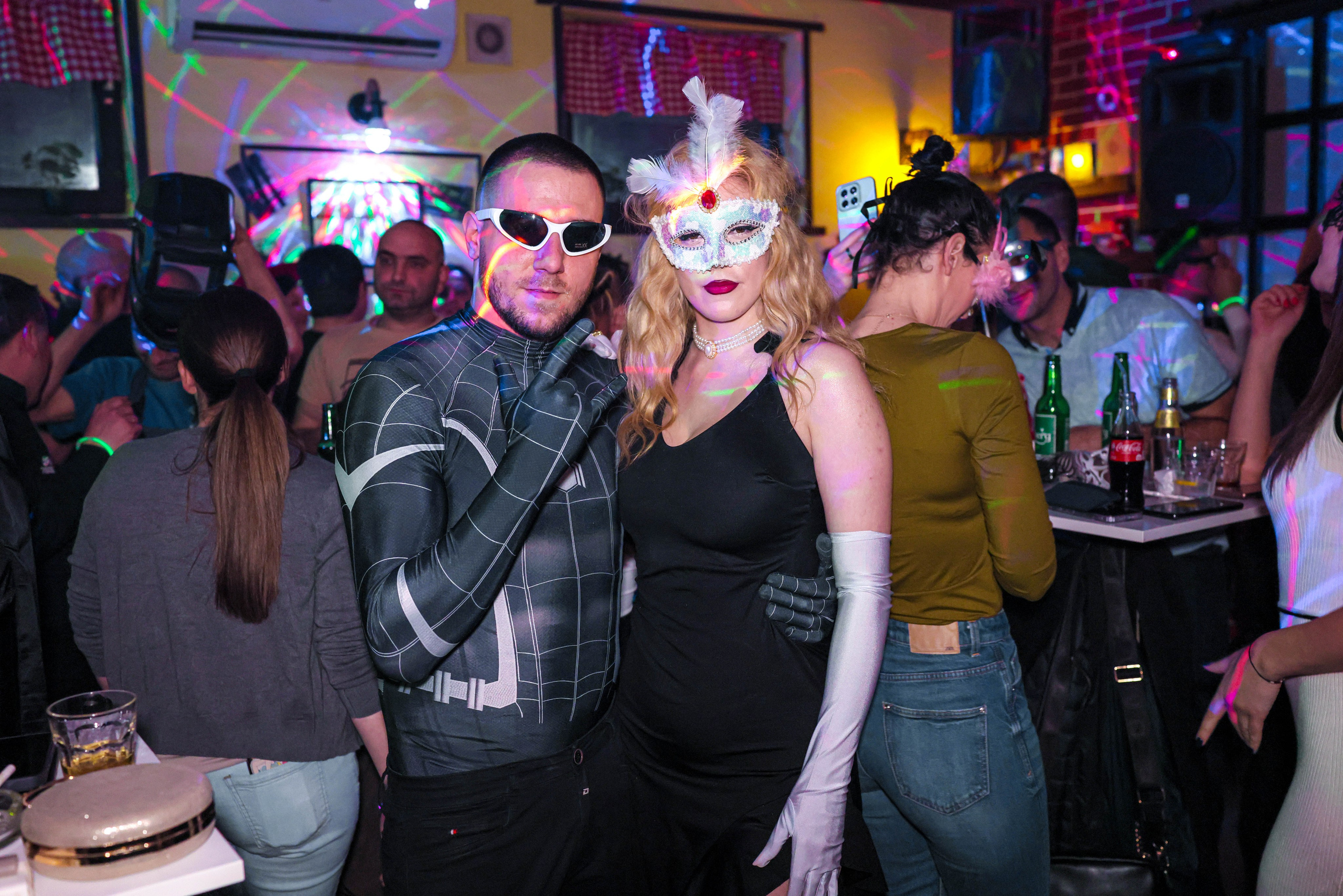 Maskenbal — Kafana Gradska Biblioteka Jagodina. Foto Simic Jagodina