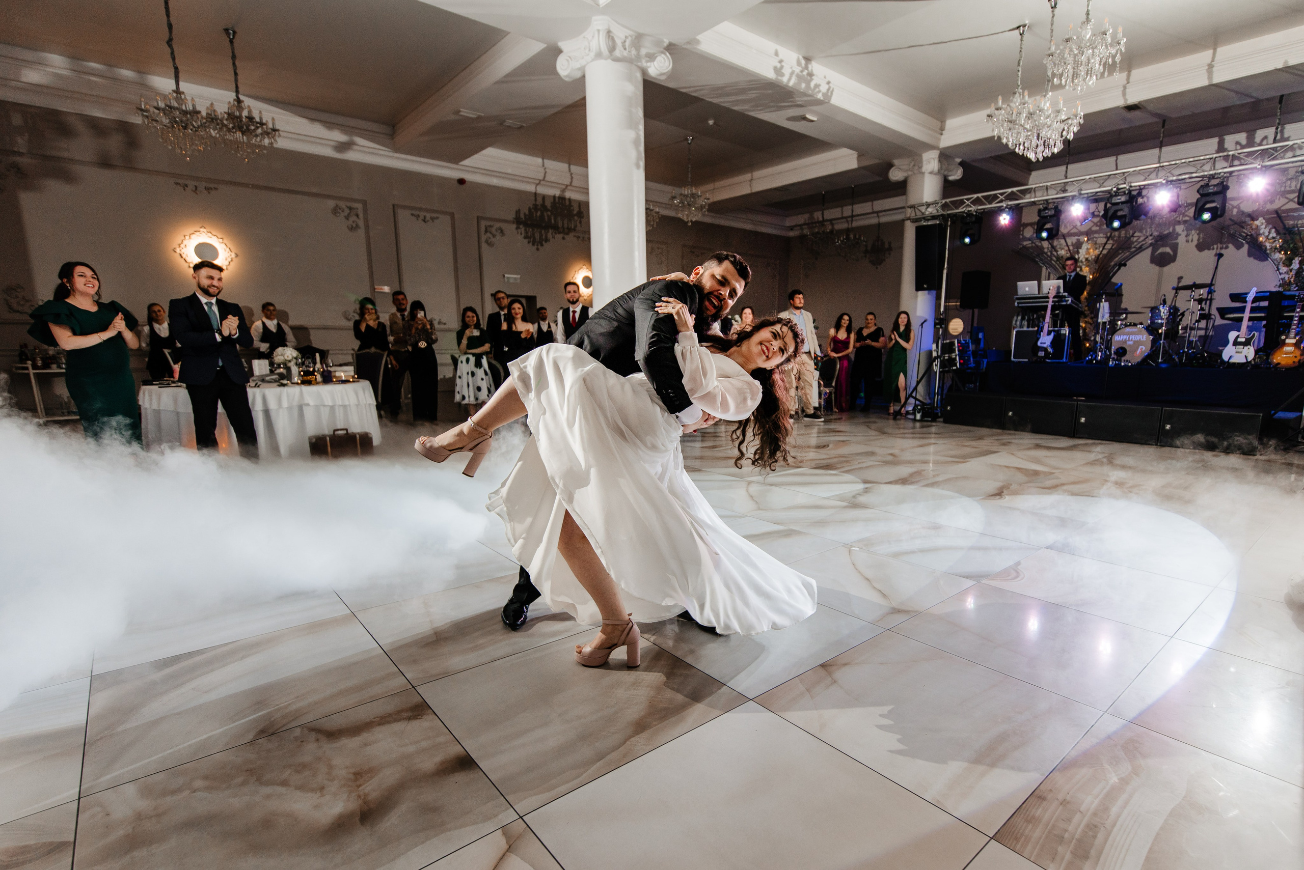 Radu Rahovan Fotograf de nuntǎ Cluj - Zalau - Alba - Târgu Mureș - Bistrița