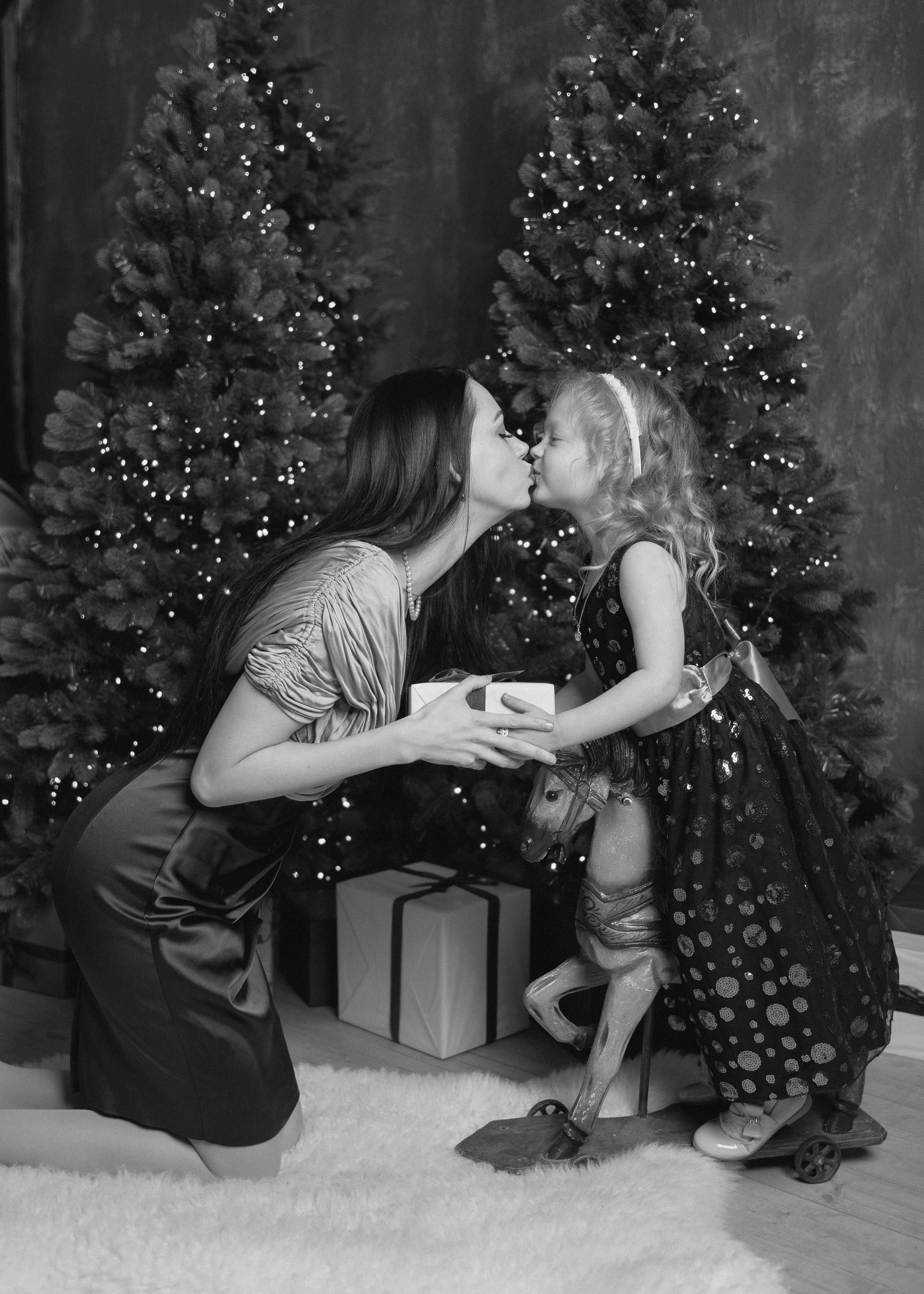 Ziemassvētku fotosesija ar Mariku. Sajūtu un mirkļu fotogrāfs no Rīgas, Mārtiņš Babris