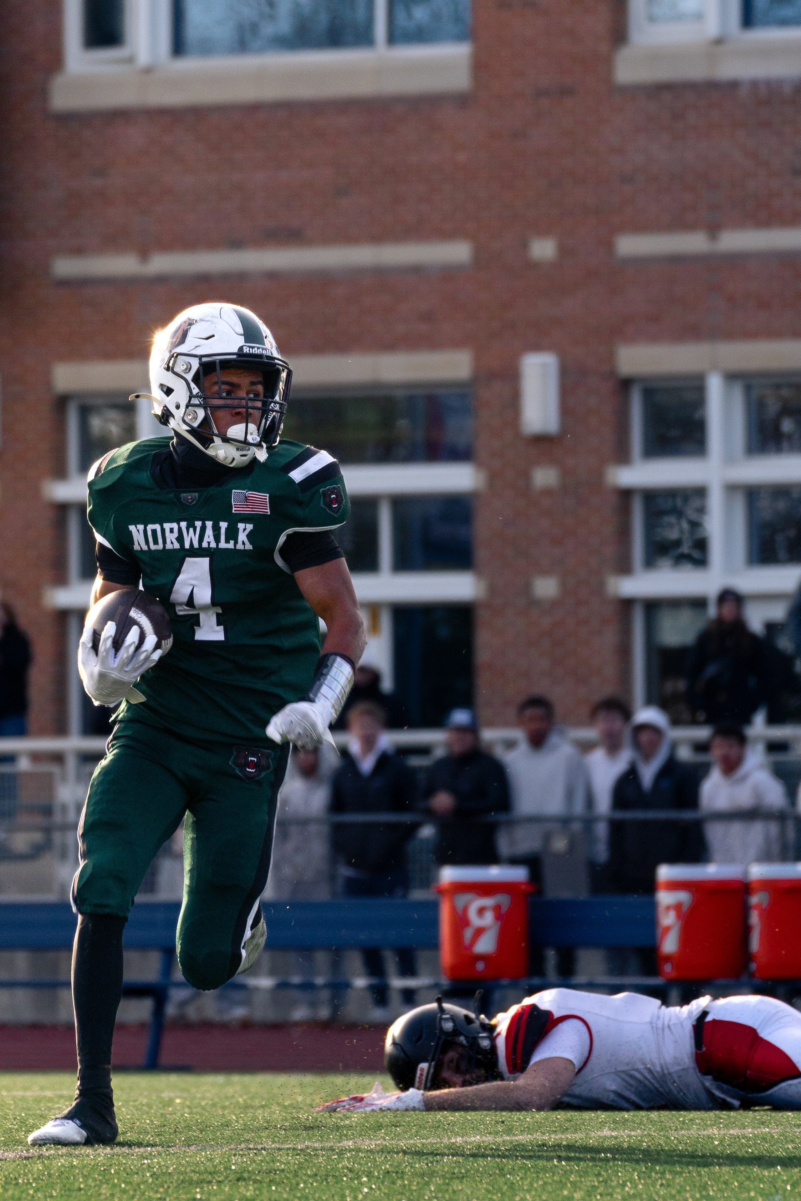 Football Photography | High School Games. Sports Photographer in Norwalk CT | Justin Martinez