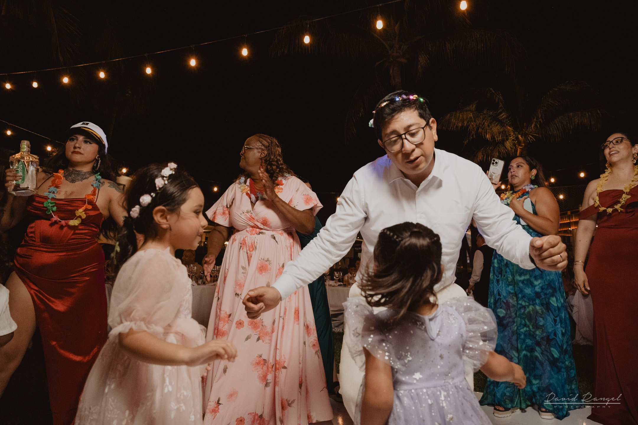 Destination Wedding in the Riviera Maya. Destination wedding photographer based in Cancun and Riviera Maya with service worldwide