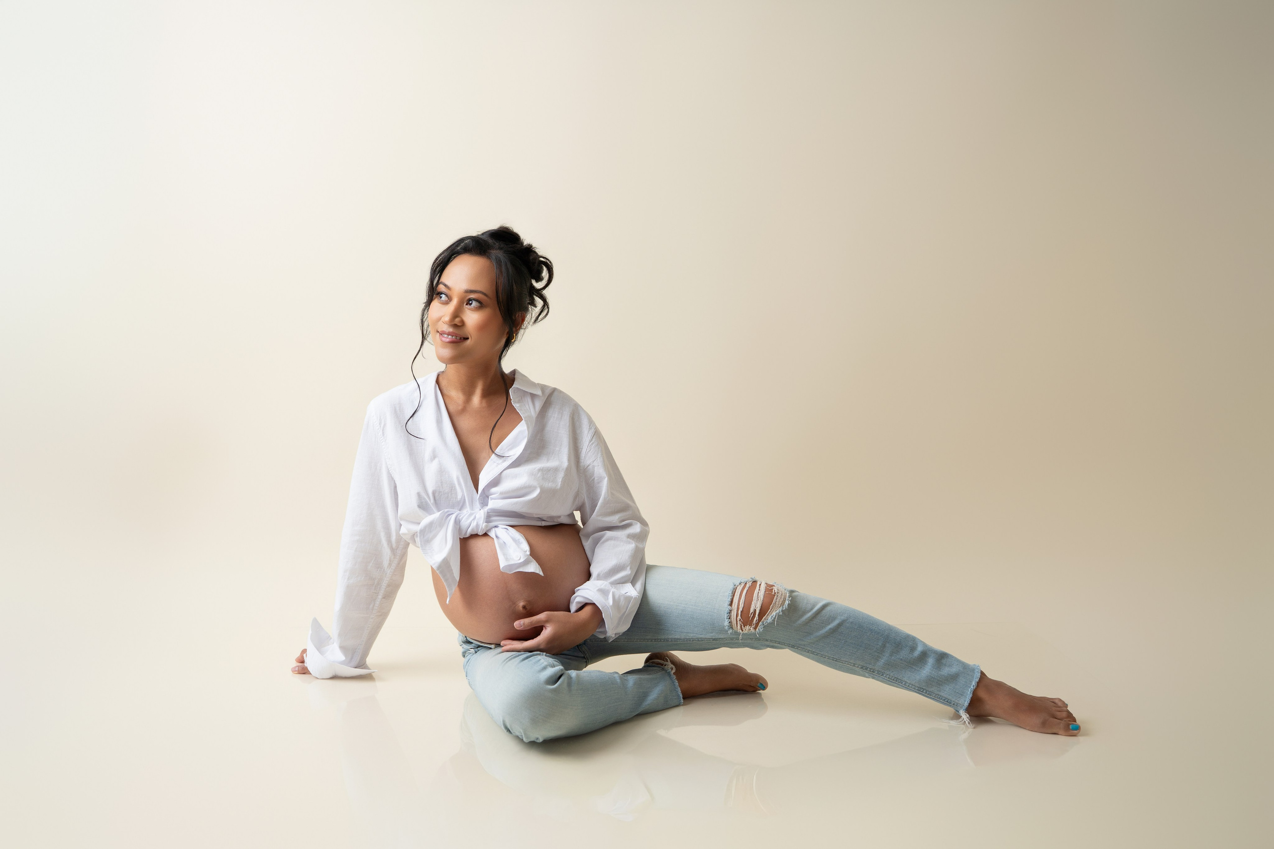 Maternity Studio. Maternity, family and newborn photography in San Francisco Bay Area