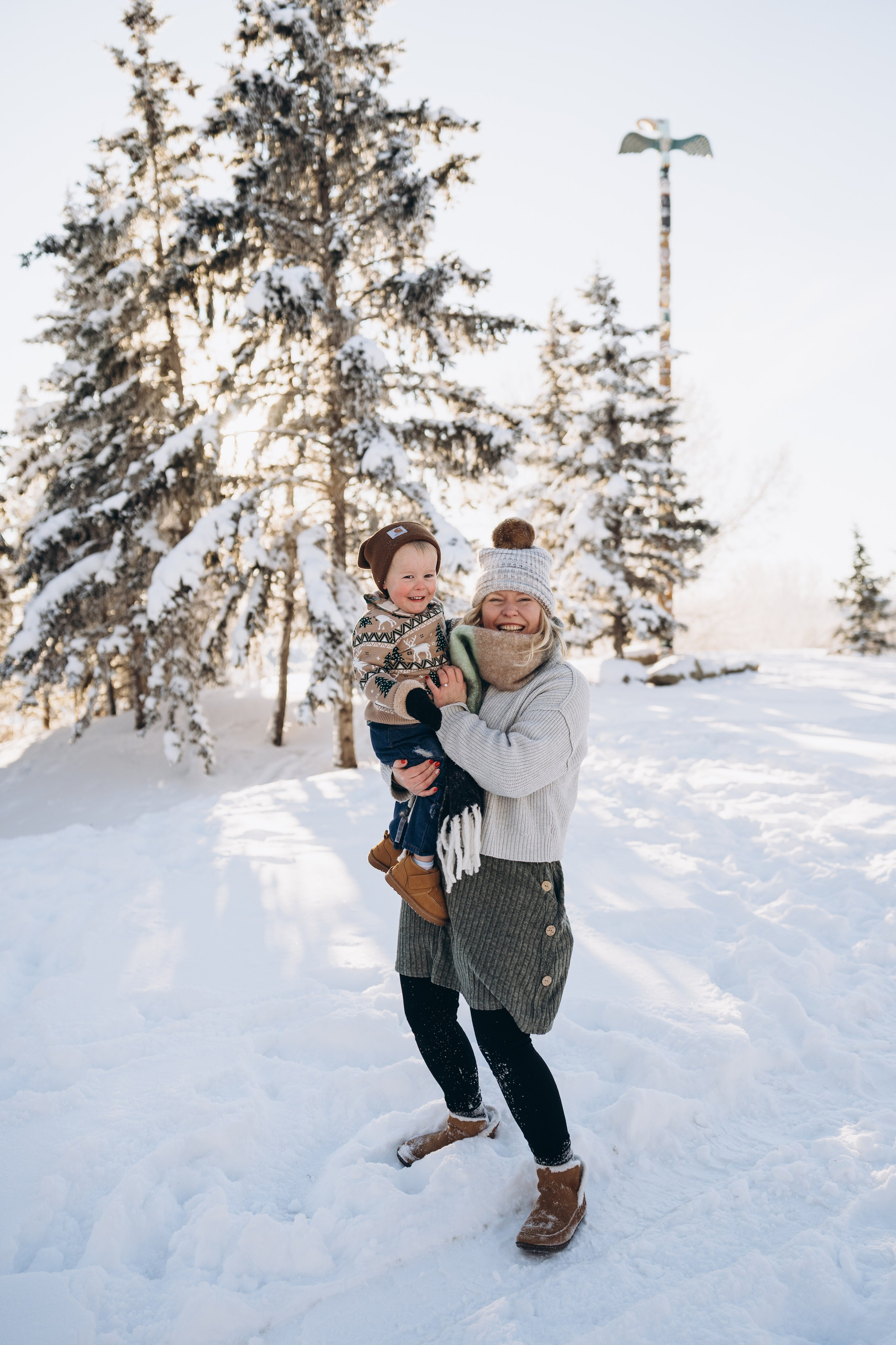 Katie & fam. Calgary Wedding & Lifestyle Photographer — Yevhen Polishchuk