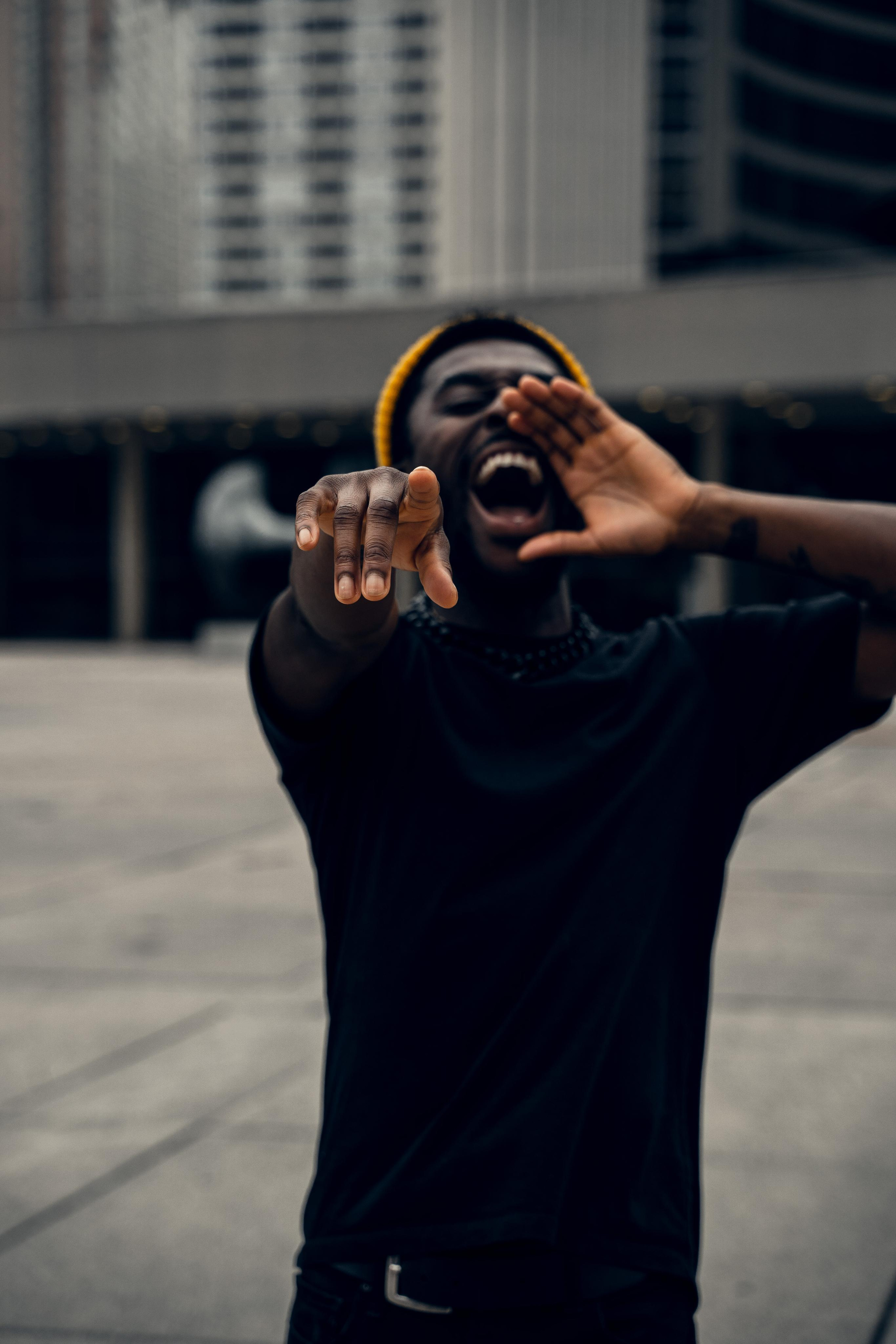 Yusso on square. Creative photograph in Toronto Dmitrii Bondarenko