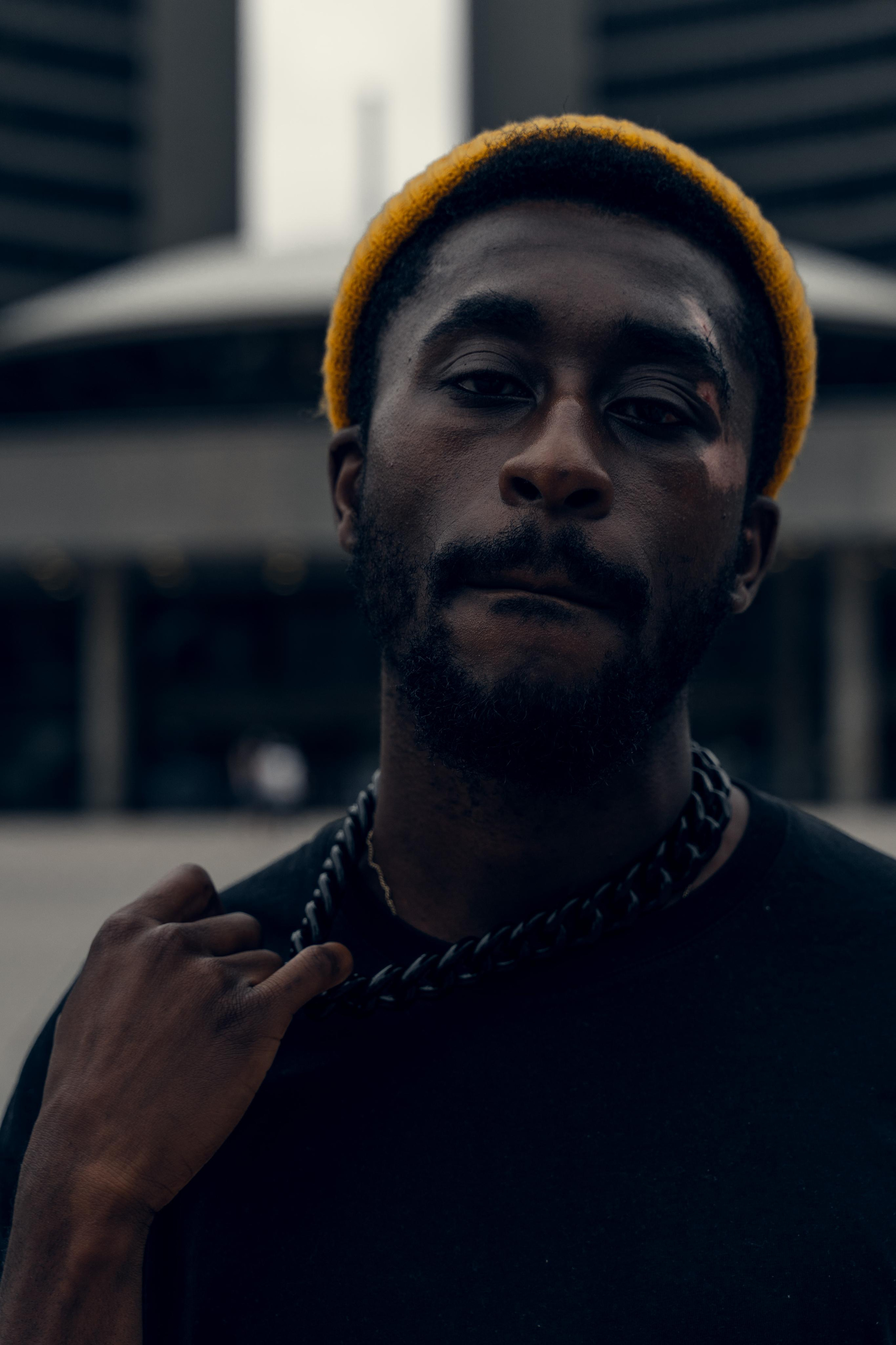 Yusso on square. Creative photograph in Toronto Dmitrii Bondarenko