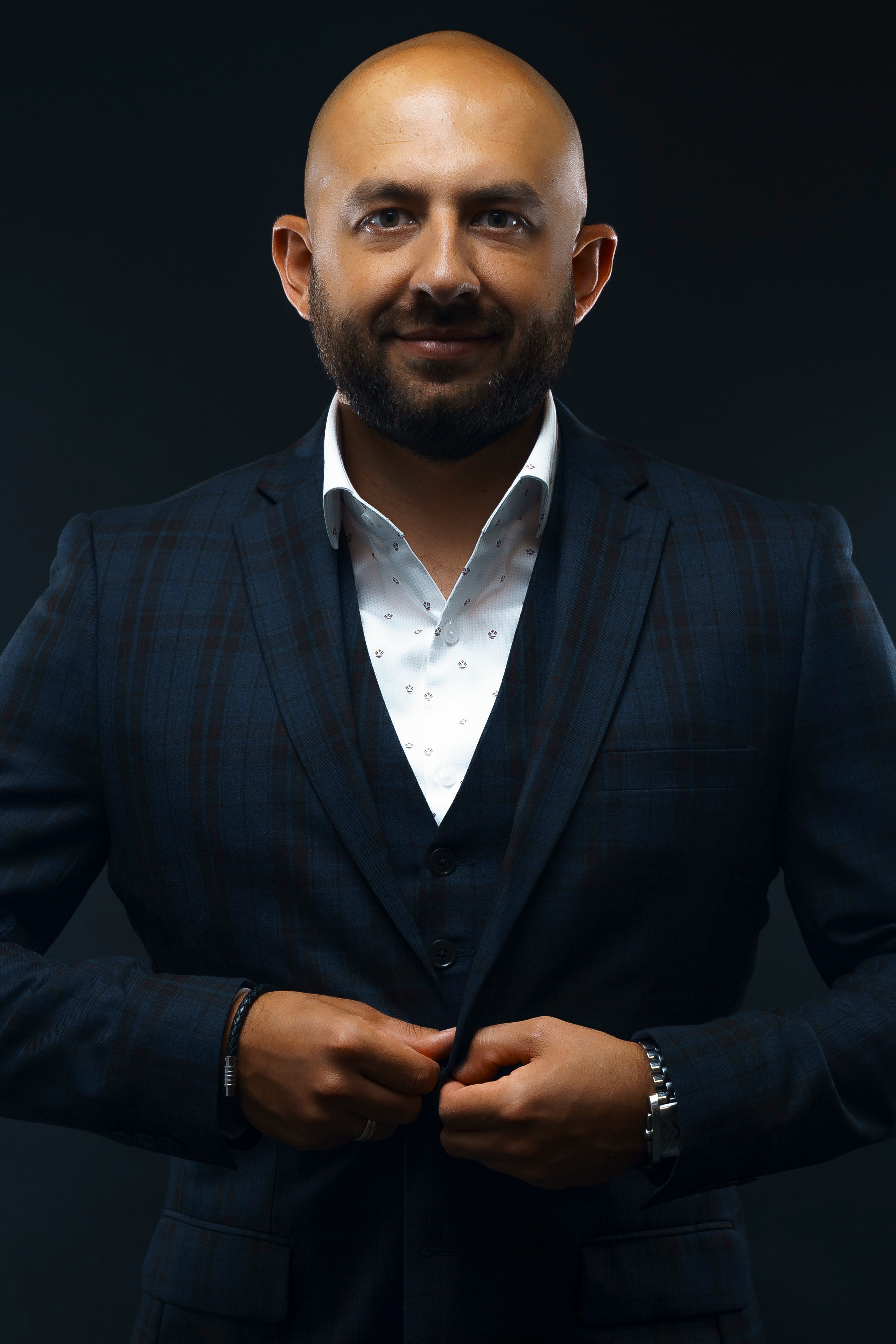 Woow Canada. Creative photograph in Toronto Dmitrii Bondarenko