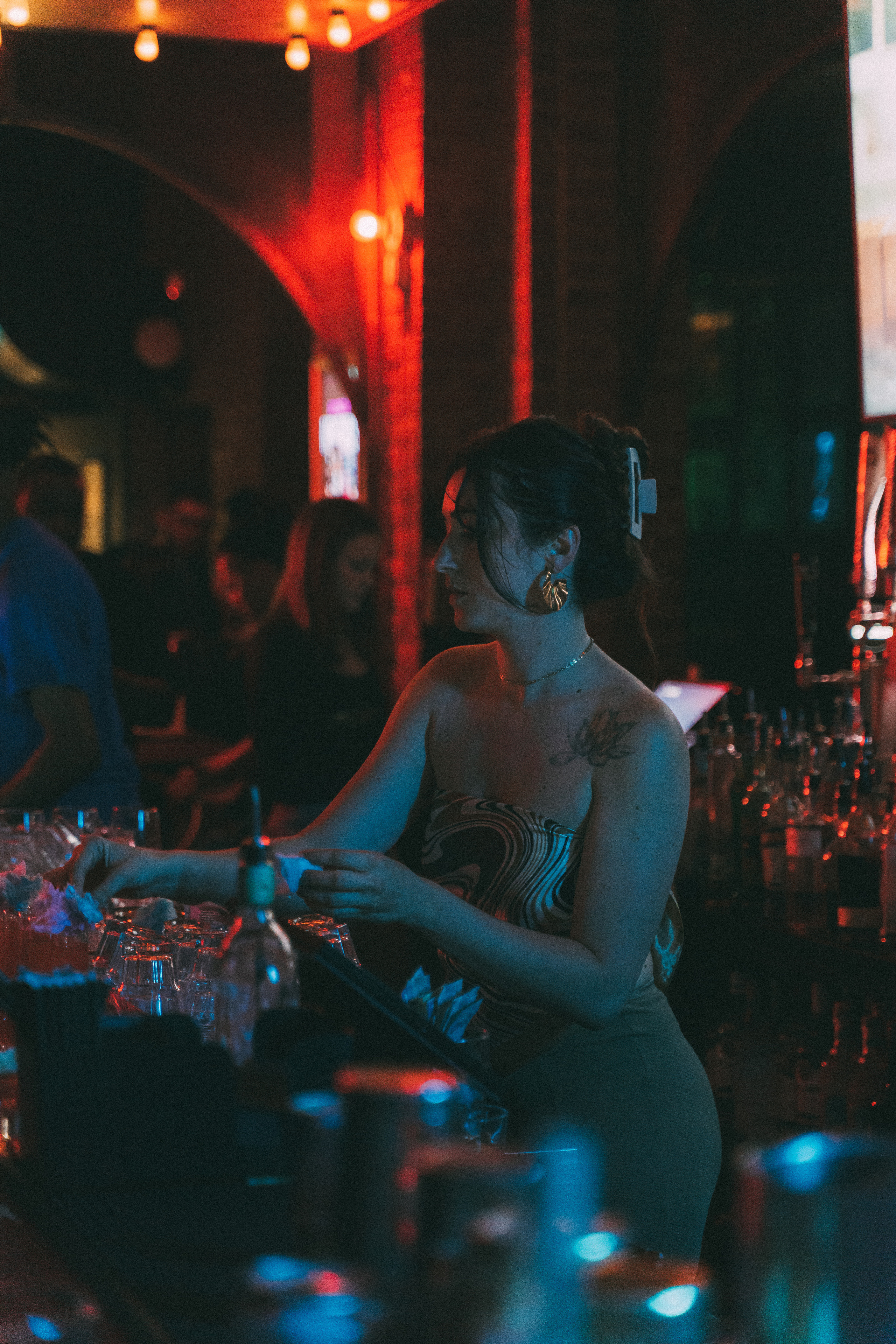 Bar “Regulars”. Creative photograph in Toronto Dmitrii Bondarenko