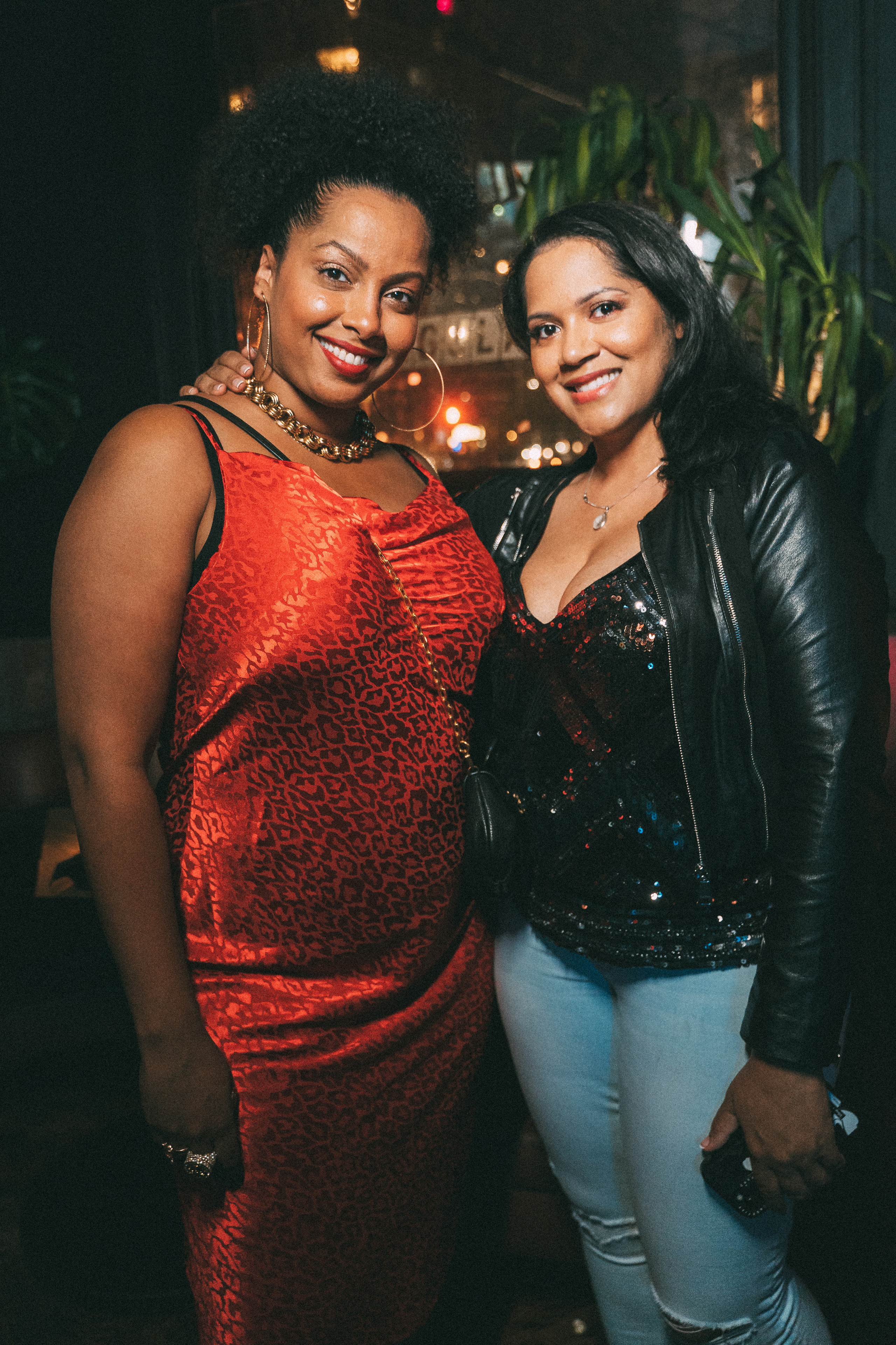 Bar “Regulars”. Creative photograph in Toronto Dmitrii Bondarenko