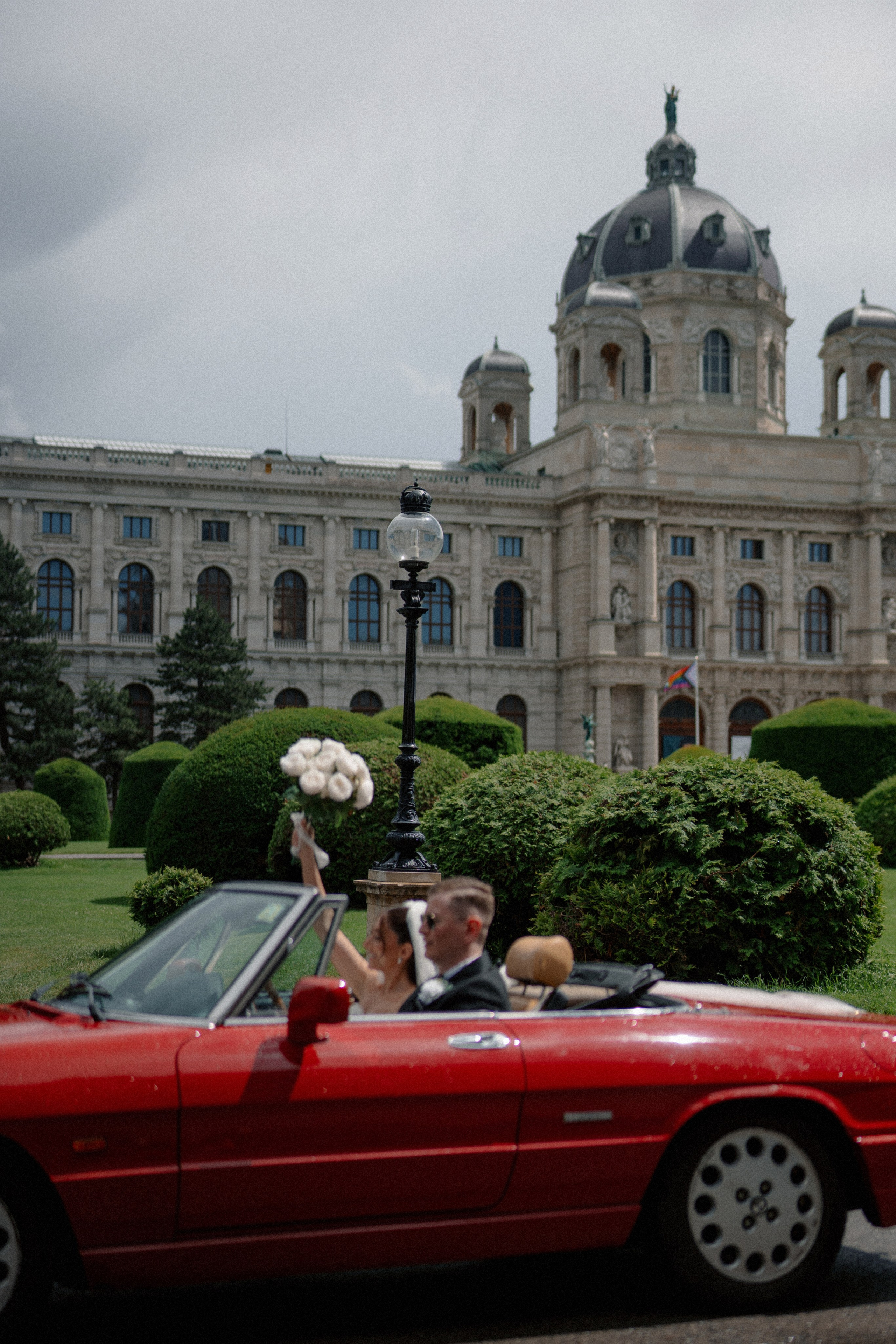 Heartfelt Testimonials for RAW Studio - Vienna's Premier Wedding Photo. Raw Studio: Capturing Elegant weddings accross Europe