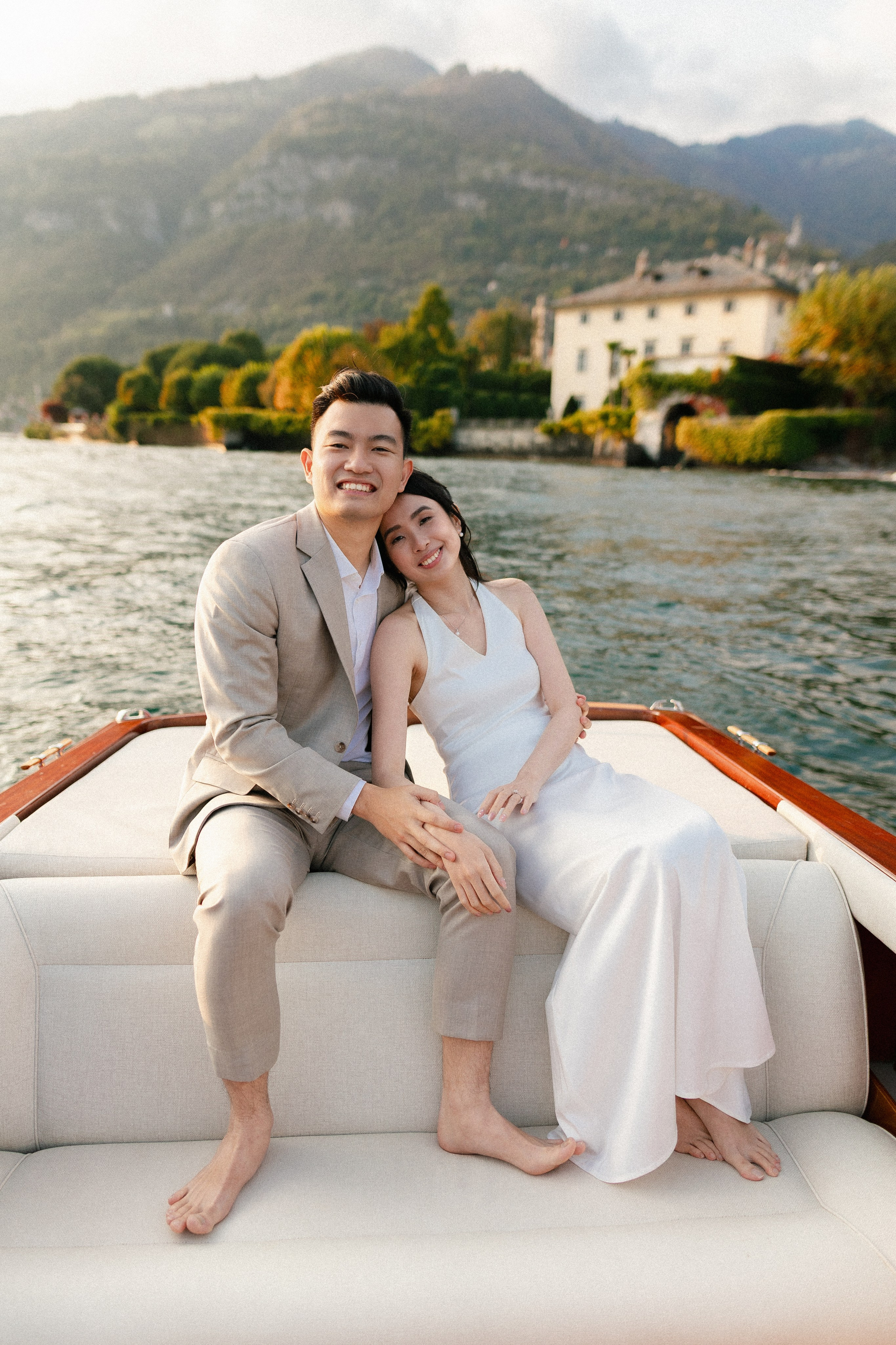Elopement on Lake Como — Intimate Wedding Photography by Anna Linnik. Photographer in Italy Anna Linnik