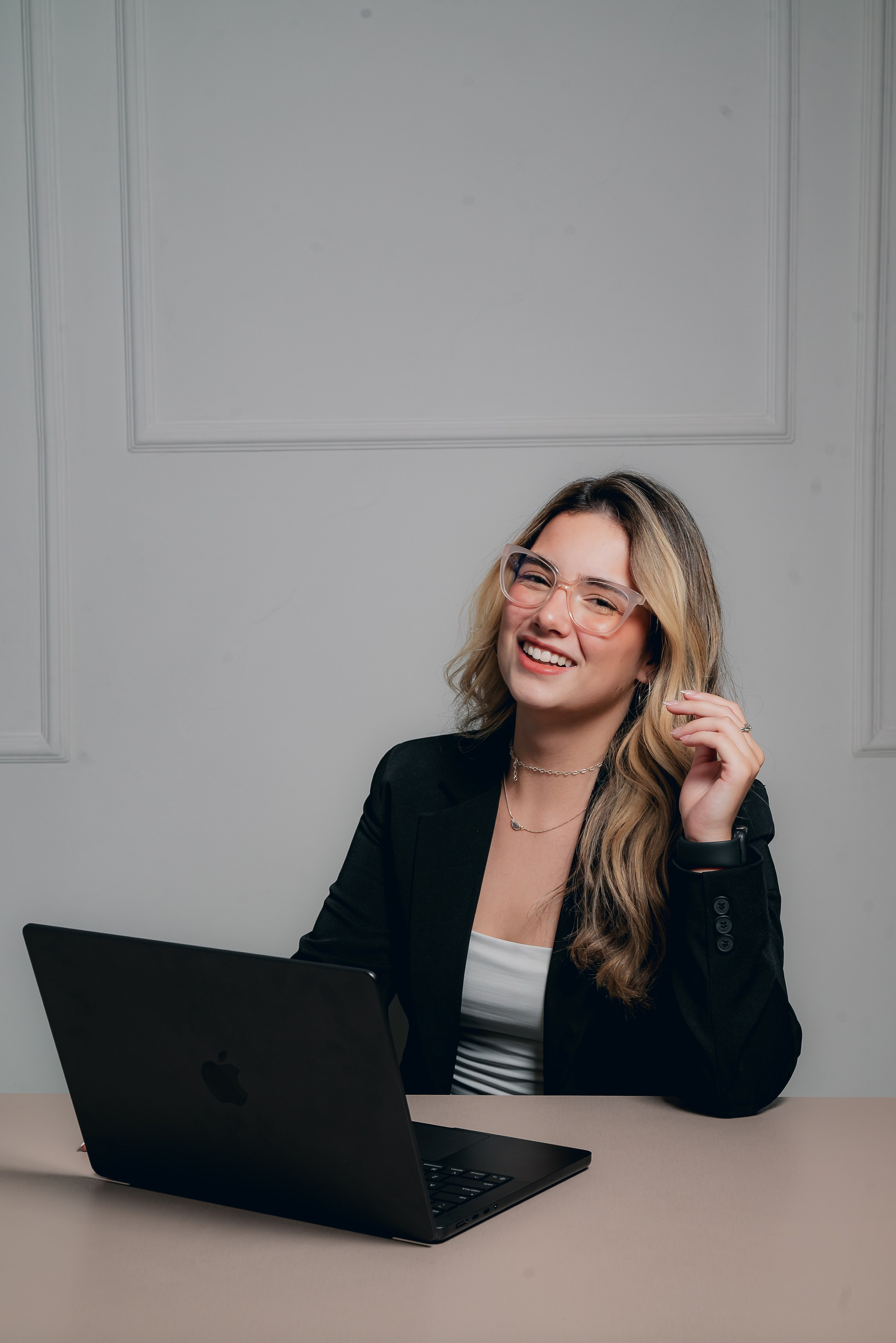 Corporativo Estúdio. Mayke Luz Fotografia