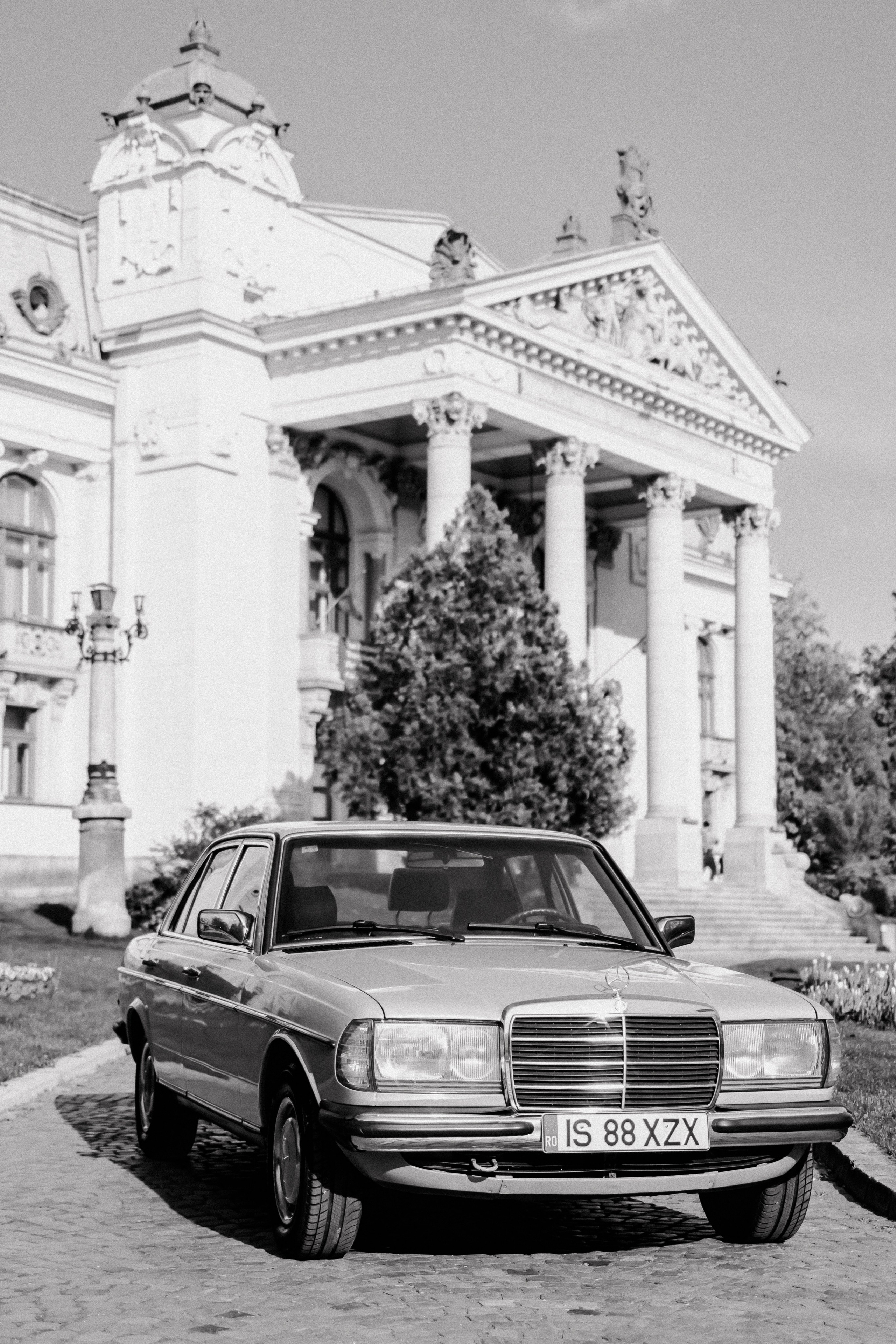 Cars and roads. Fotograf Videograf Evenimente Iași - Storytelling, Business, Albume Absolvire