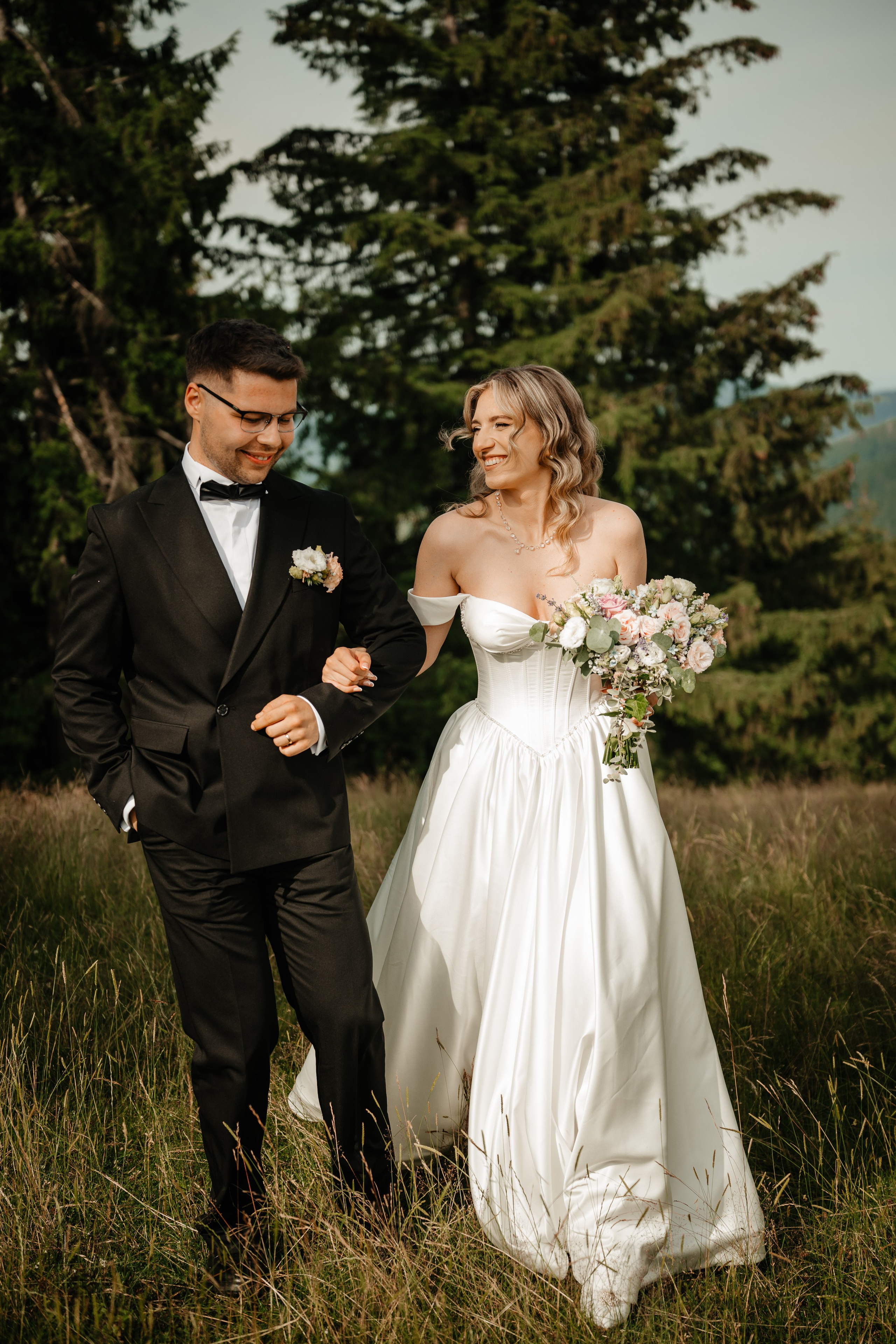 🤎 G a b r i e l a & C o s t i n - Wedding Day Preview. Wedding & Family Photographer