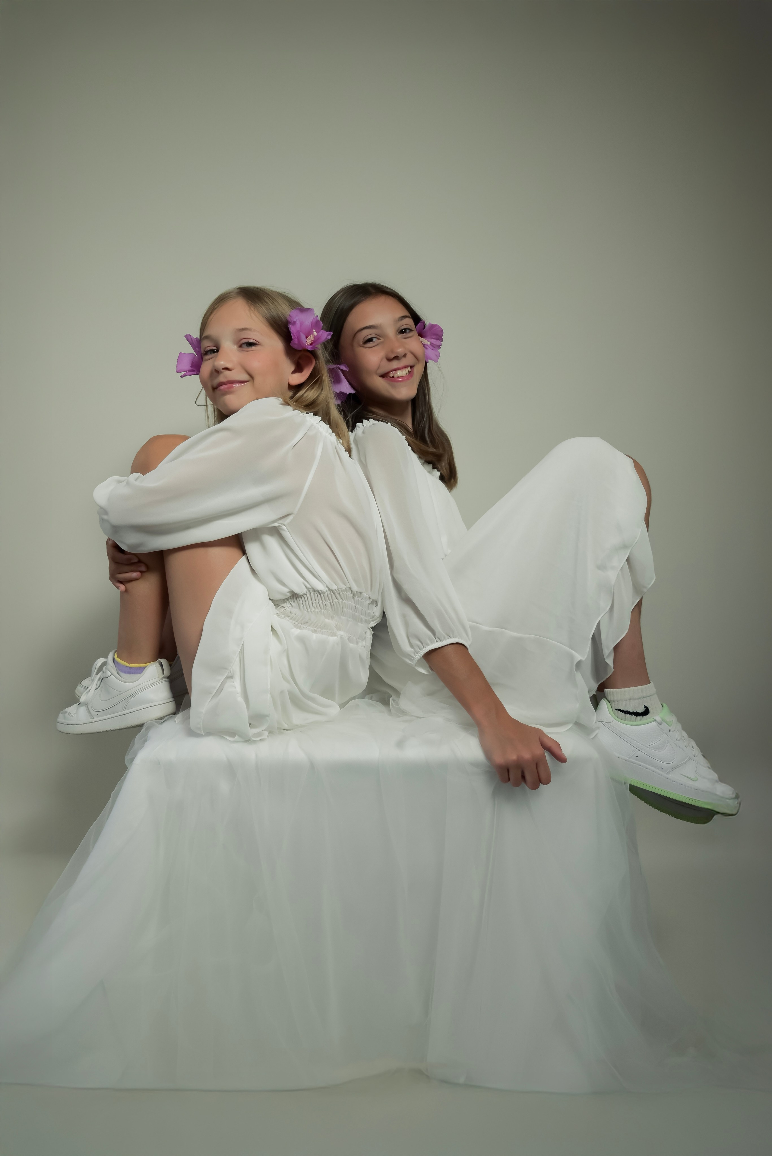 ELISA E SOFIA - SESSIONE FOTOGRAFICA ESTIVA LE SORELLE CON LA MAMMA