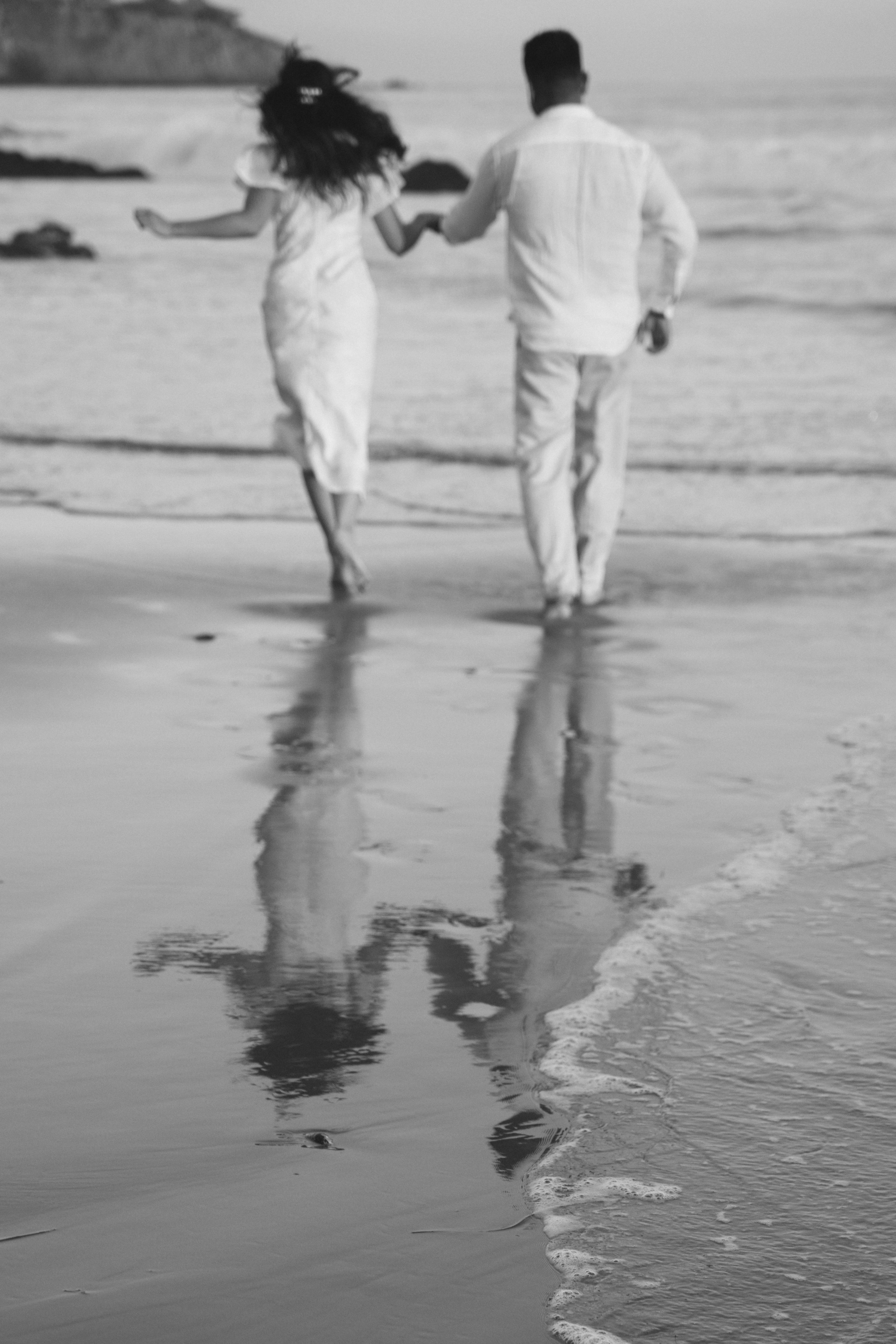 Crystal Cove Couple photographer. Love story photography in Santa Monica. Elopement photography. Engagement photographer. Proposal Photographer.  Santa Monica Wedding Photographer. Santa Monica Elopement Photographer. Newport Beach Couples photographer. Laguna Beach Couple Photographer. Crystal Cove Proposal. Laguna Beach engagement Photos