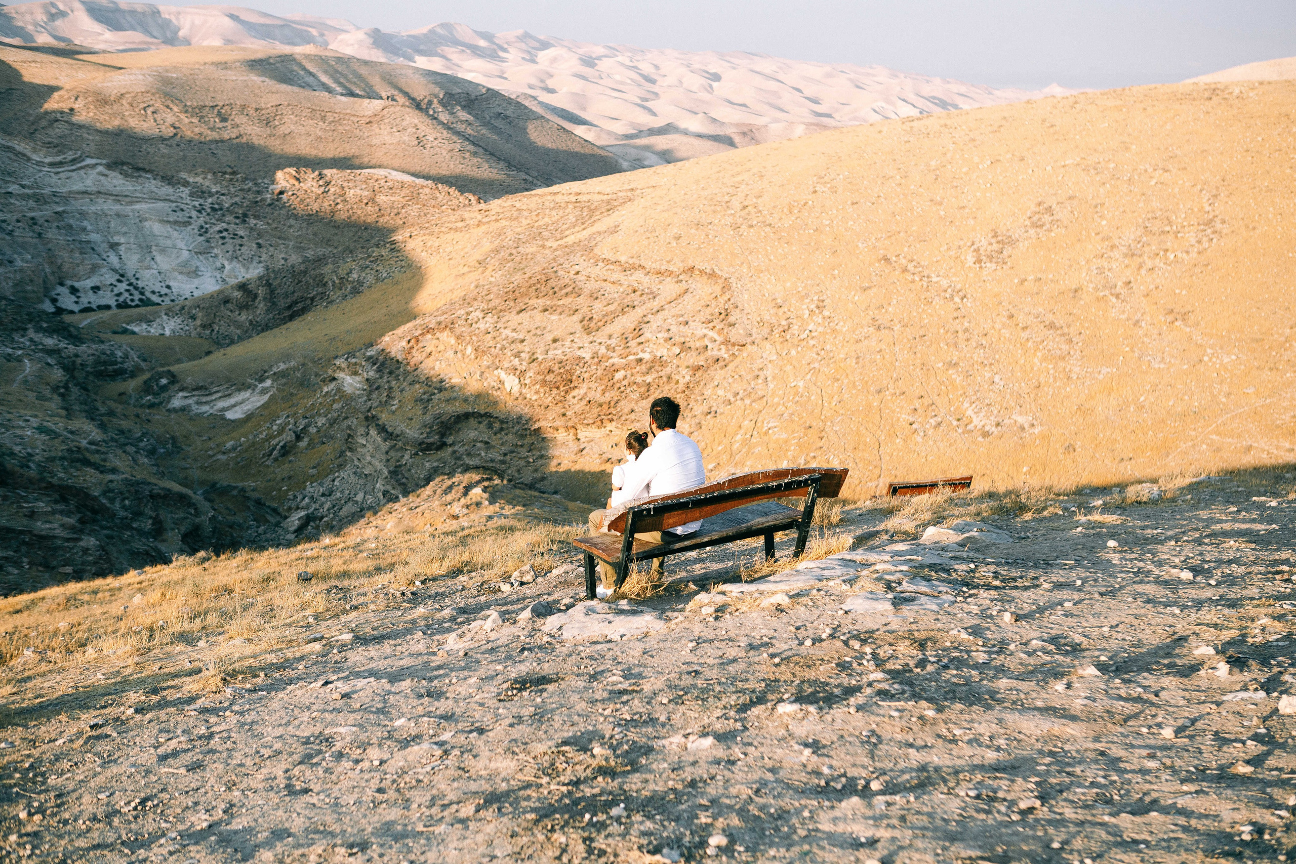 PREGNANT PHOTOSESSION IN THE DESERT. PHOTOGRAPHER IN ISRAEL