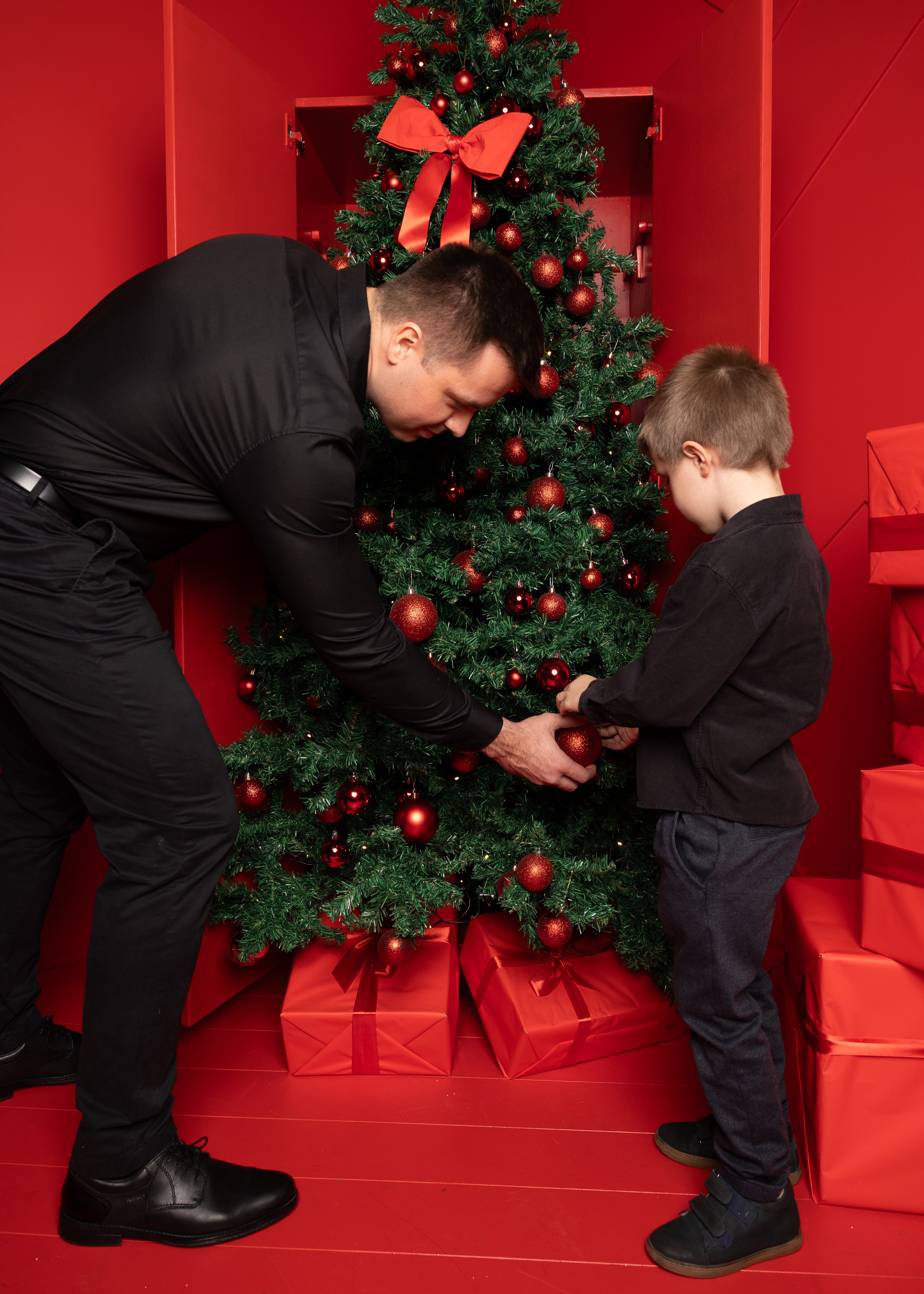 Ziemassvētku fotosesija ar Aneti un ģimeni. Sajūtu un mirkļu fotogrāfs no Rīgas, Mārtiņš Babris