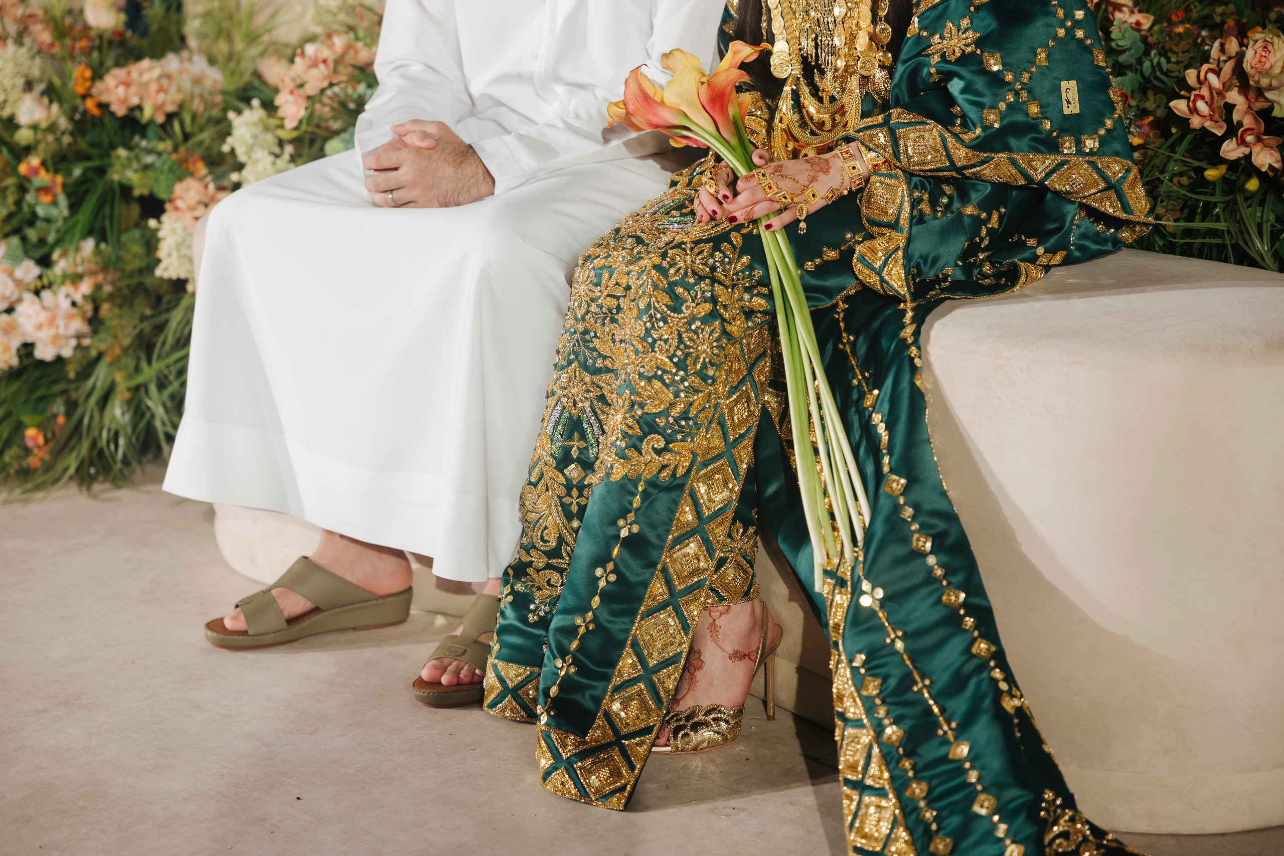 Meera Henna. Wedding, Maternity & Family Photographer in Dubai, UAE & Worldwide