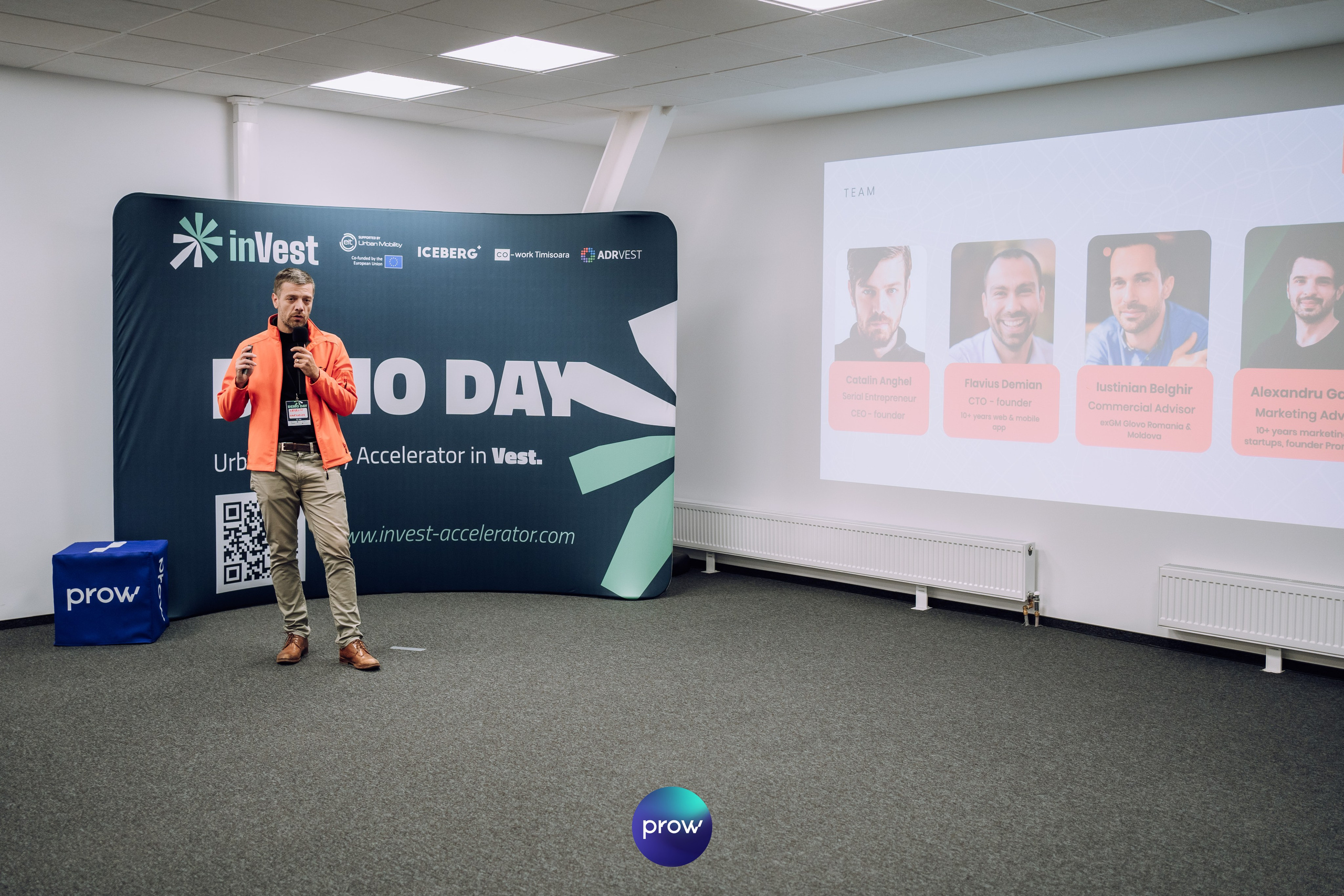 InVest DemoDay @ Cowork. Cozac Cristian Photographer