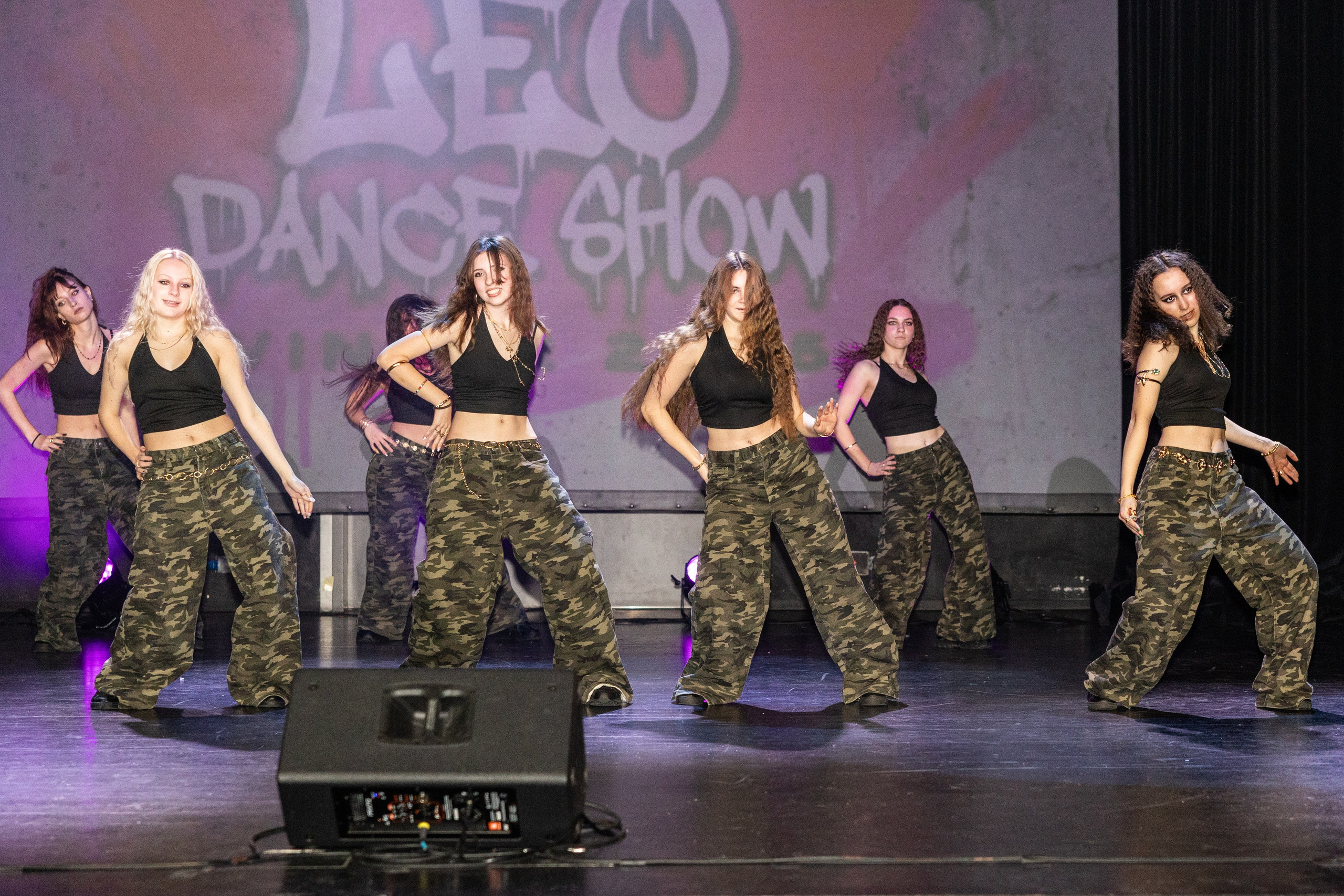 LEO DANCE SHOW WINTER 2025. Семейный и детский фотограф в Варшаве Мила Бобровская