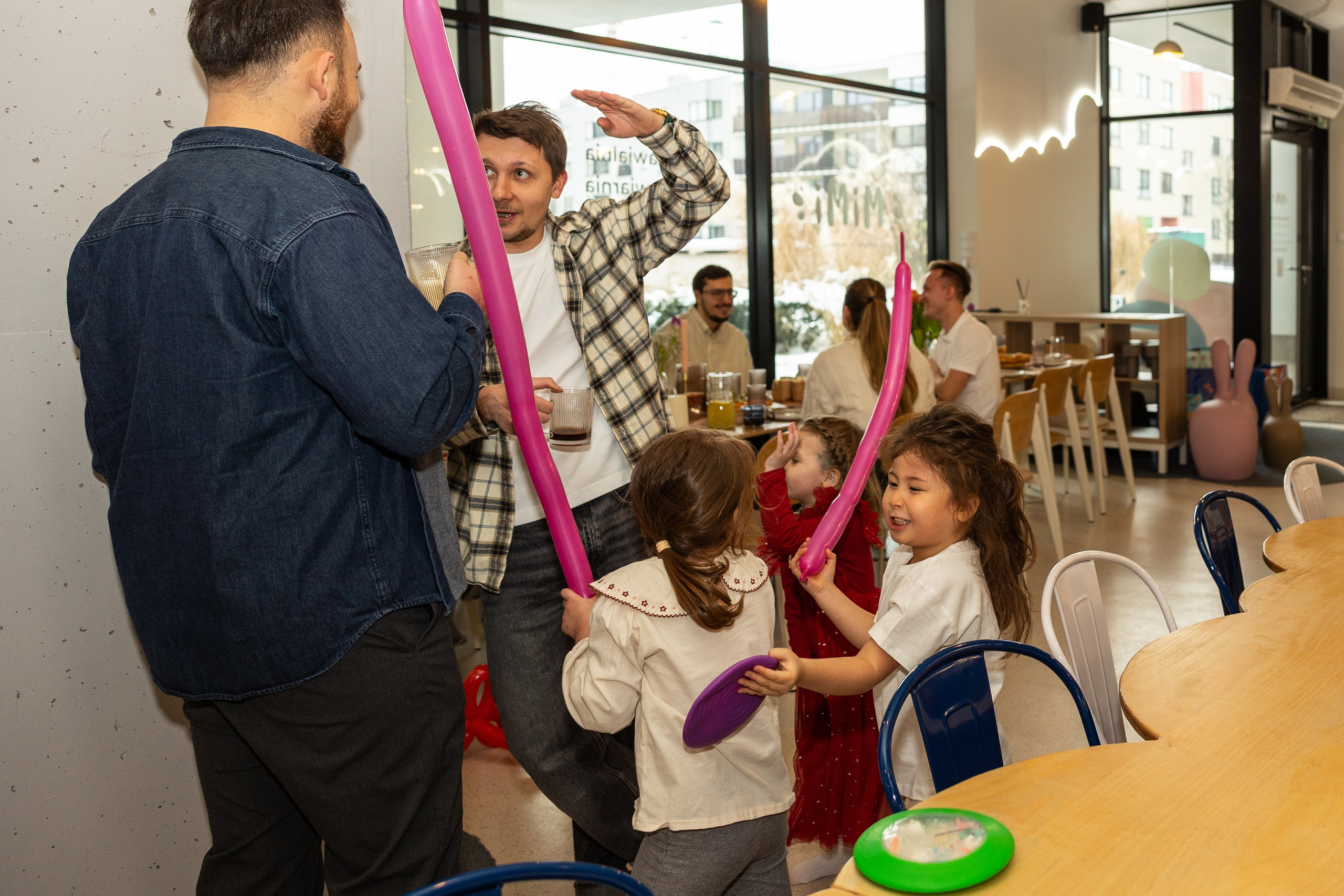 День рождения Артёма 24 января 2026 года. Семейный и детский фотограф в Варшаве Мила Бобровская