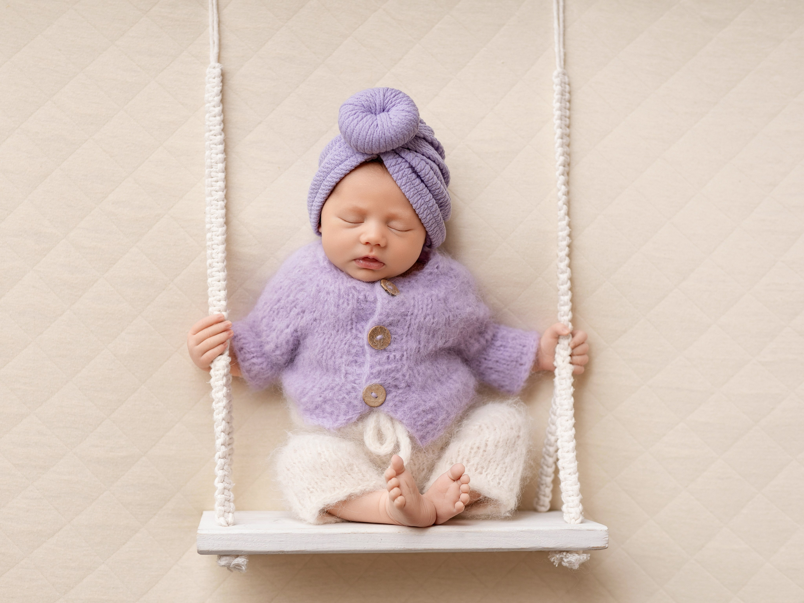 Esu Aleksandra naujagimių ir kudikių fotografė iš Vilniaus