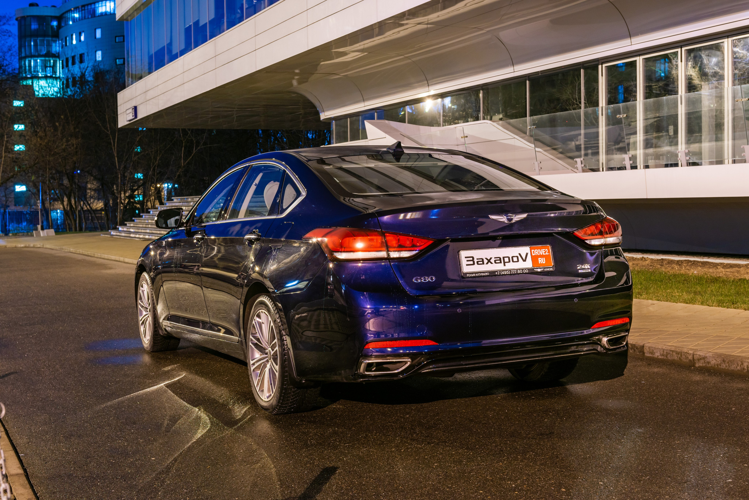 Ночная фотосессия Genesis G90. ФОТОГРАФ МЕКСИКА КИНТАНА-РОО