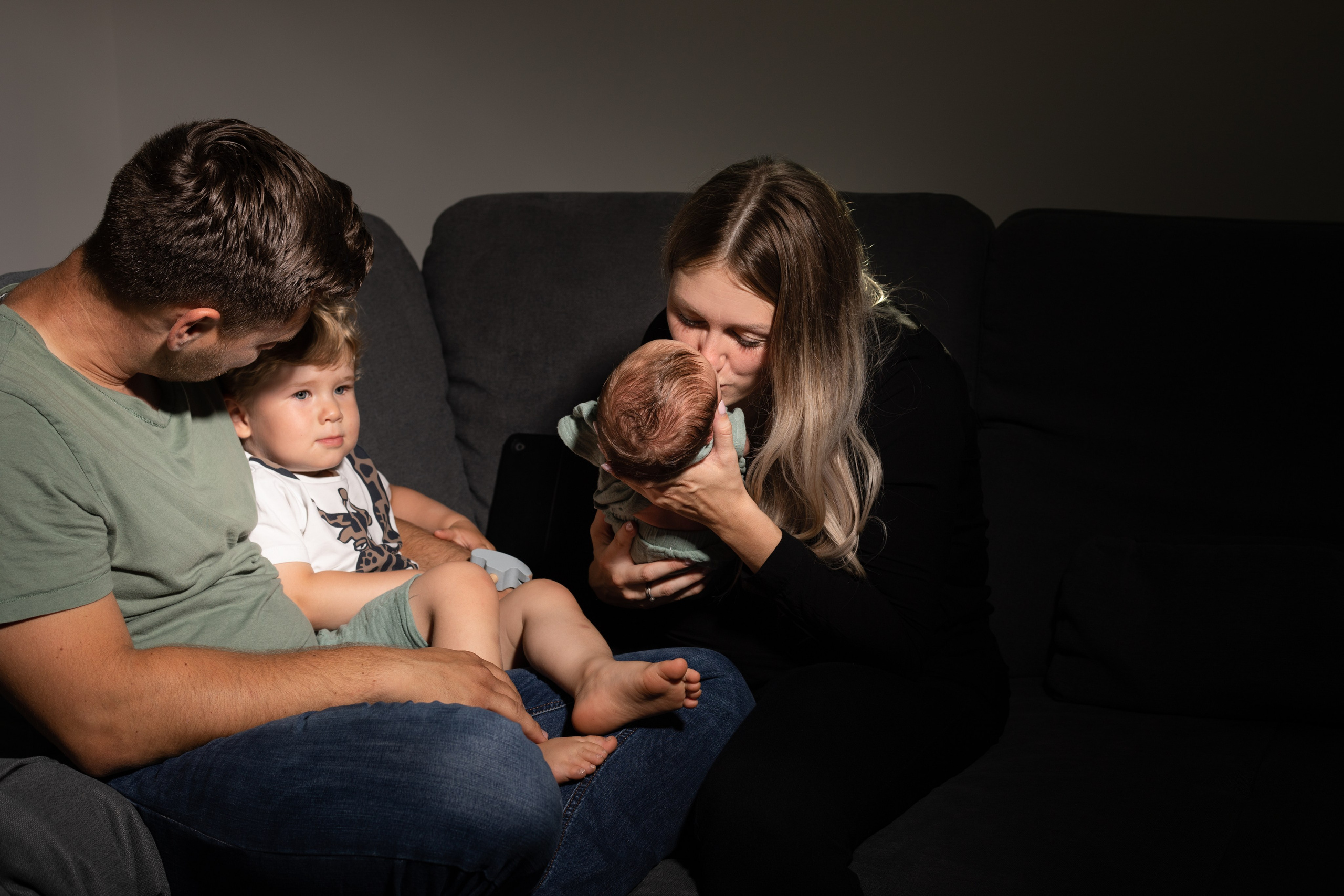 NEWBORN / LIFESTYLE INDOOR. Fotografin und Videografin im Raum Osnabrück und Emsland Alla