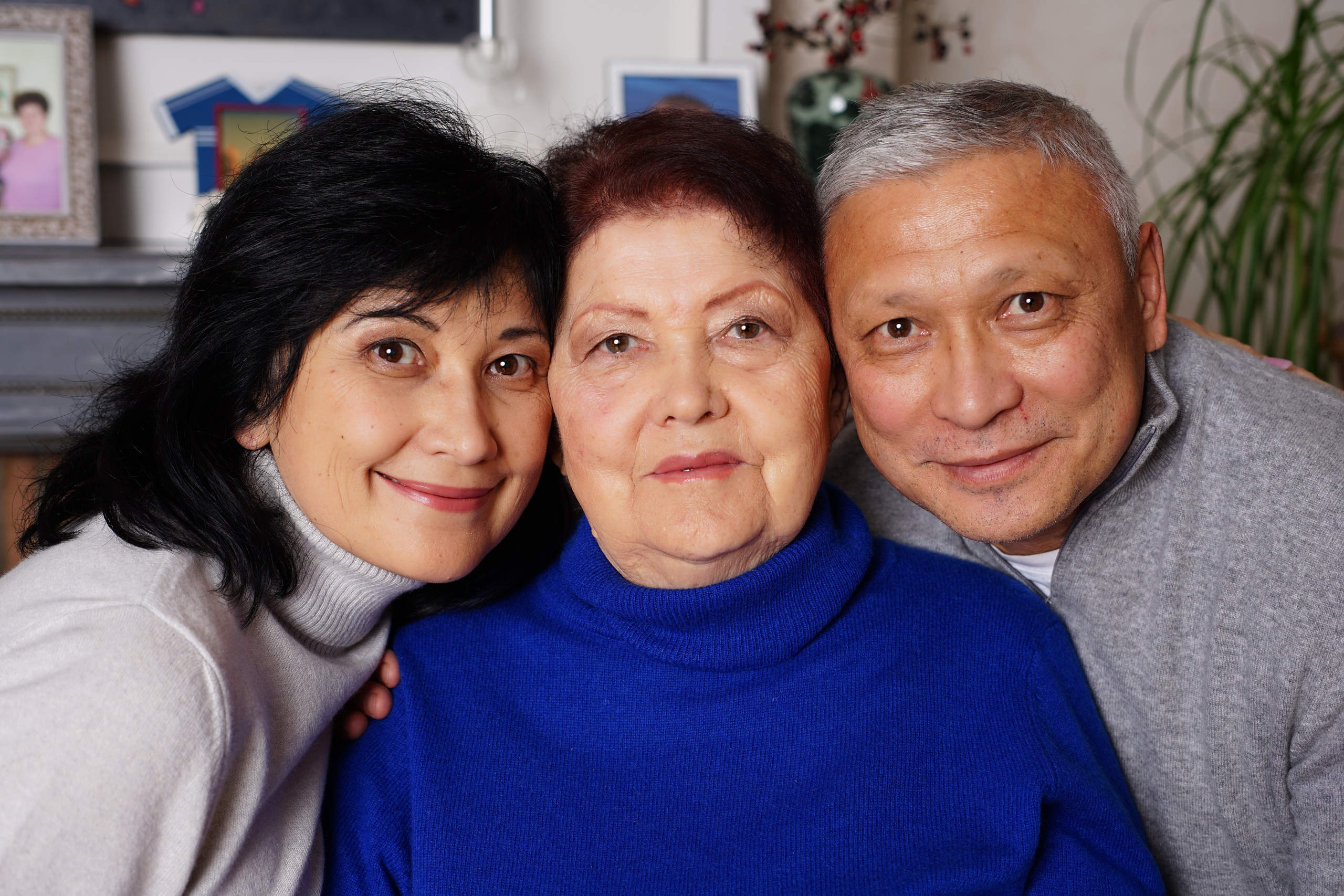 Edouard et sa famille. Petit trésor photos de famille, grossesse et nouveau-né à Roanne