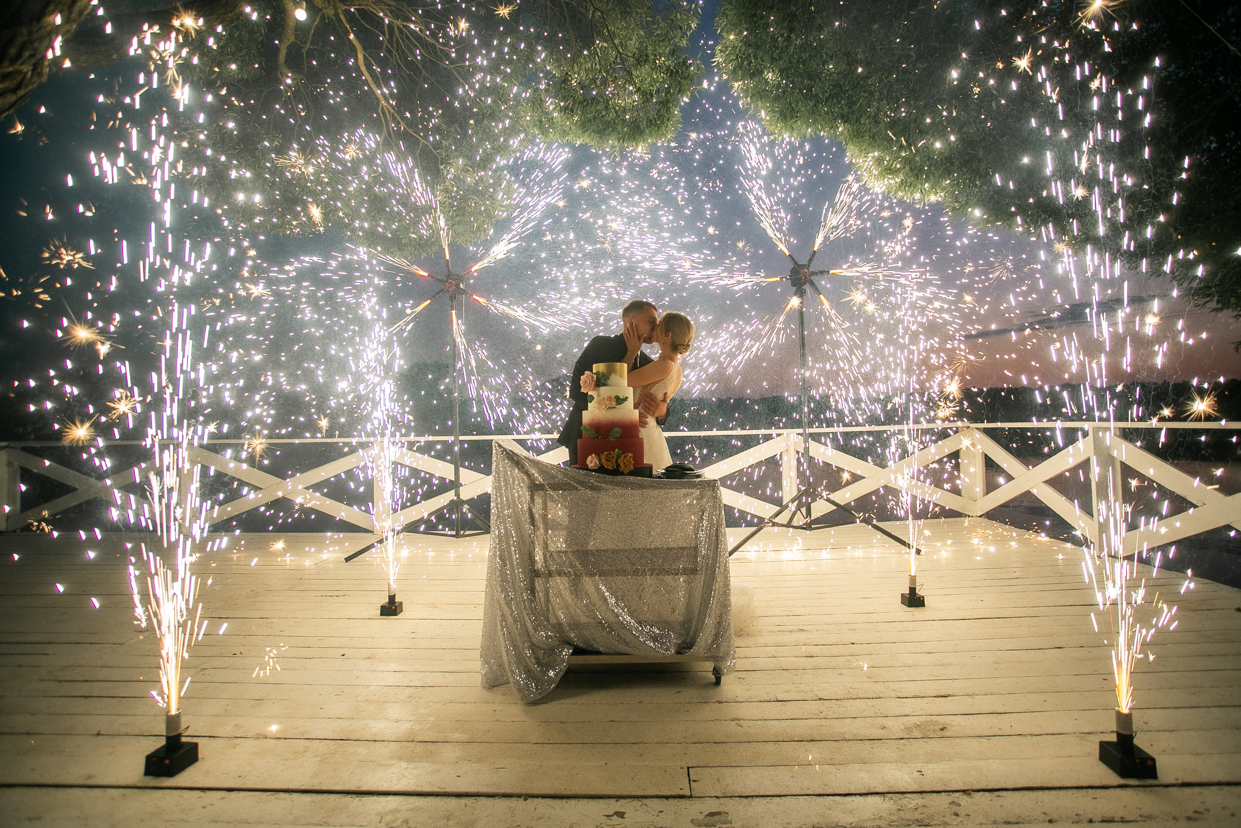 E & M. Photographer Vlad Boytsoff