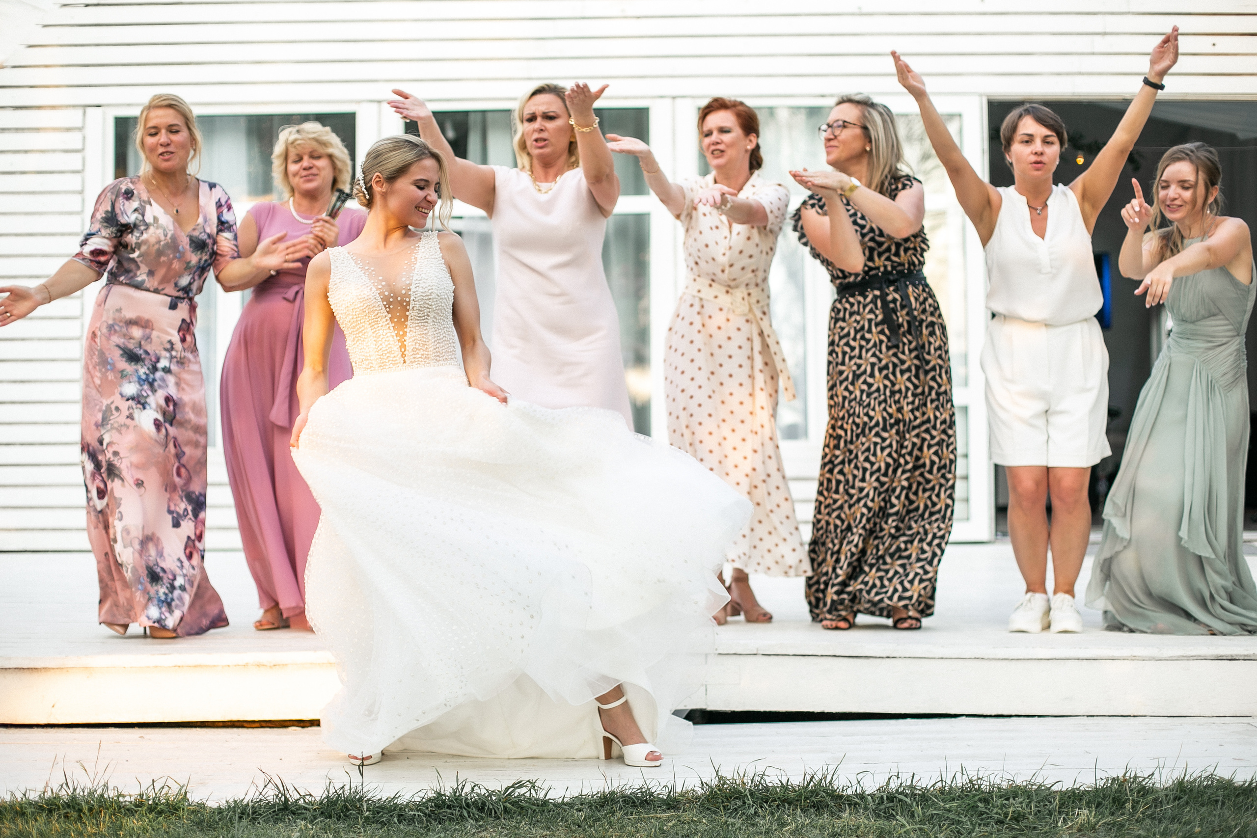 E & M. Photographer Vlad Boytsoff