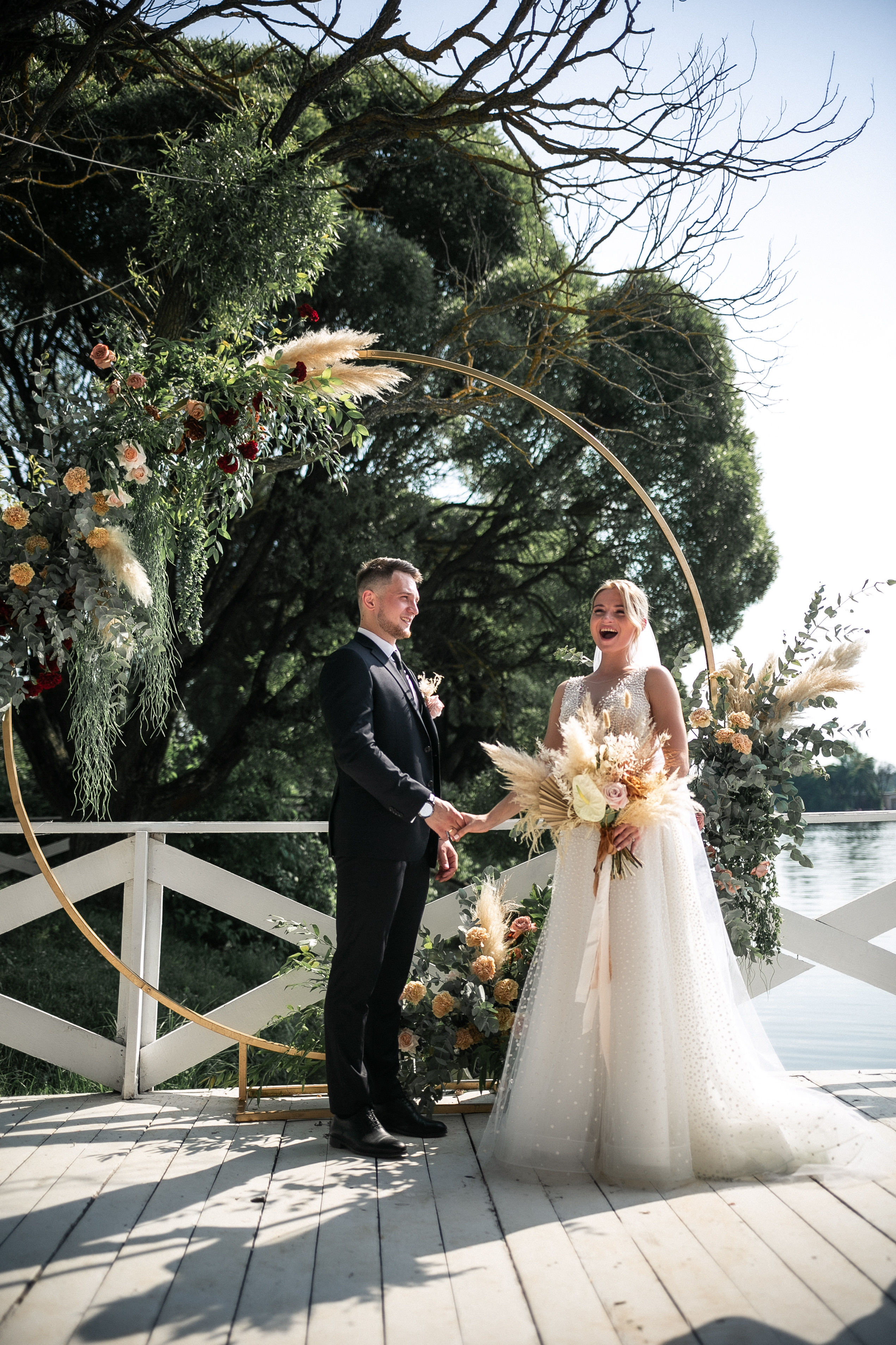 E & M. Photographer Vlad Boytsoff