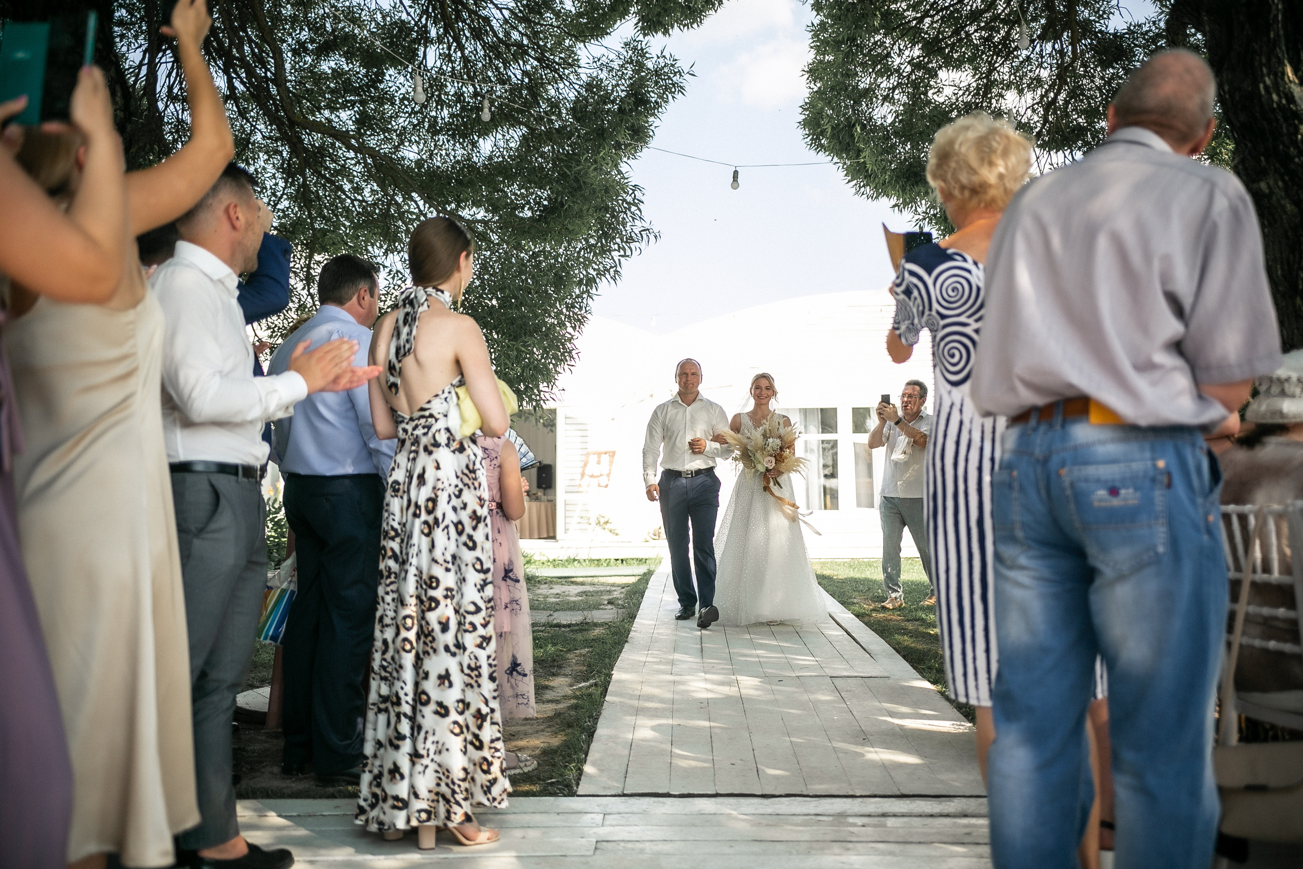 E & M. Photographer Vlad Boytsoff