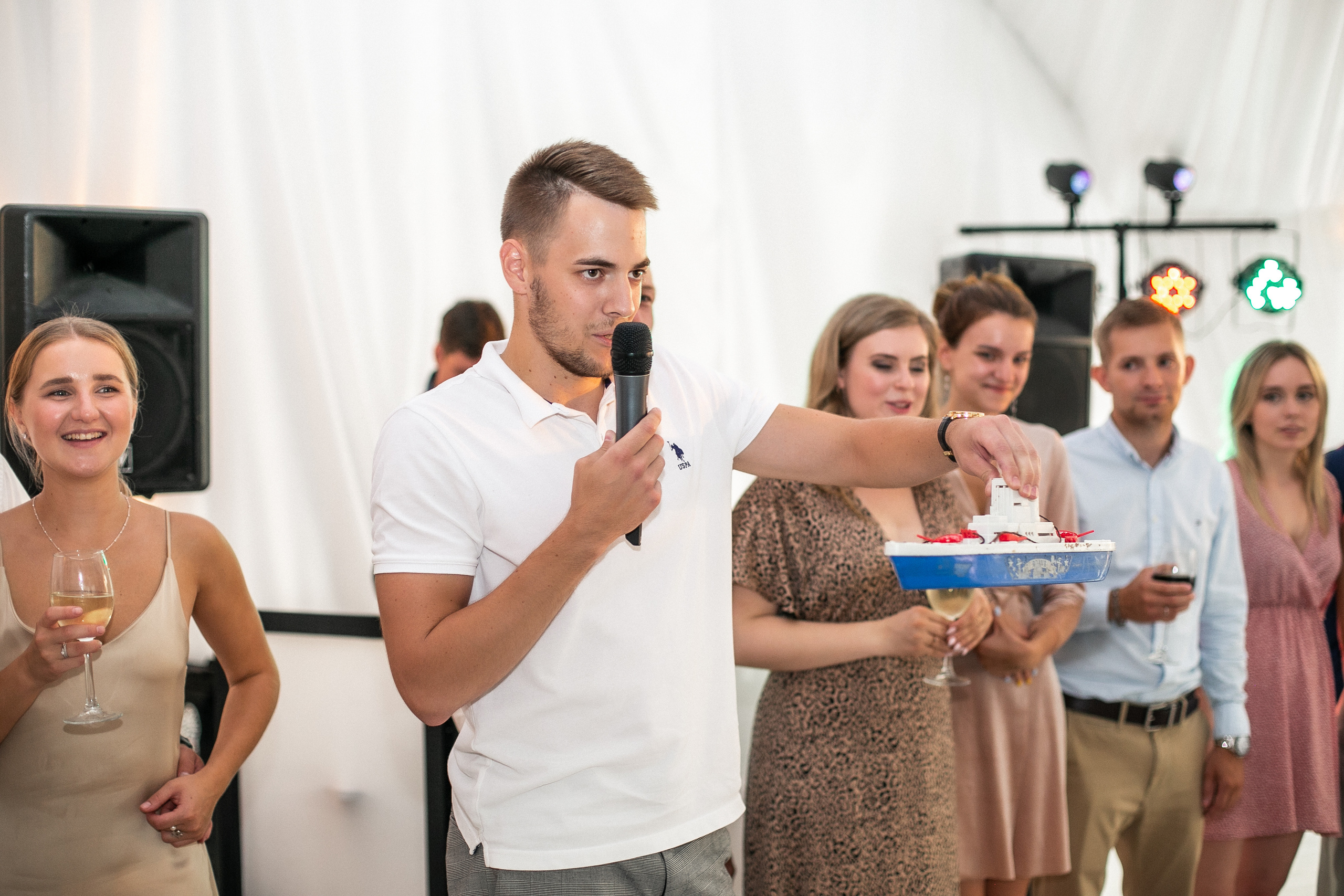 E & M. Photographer Vlad Boytsoff