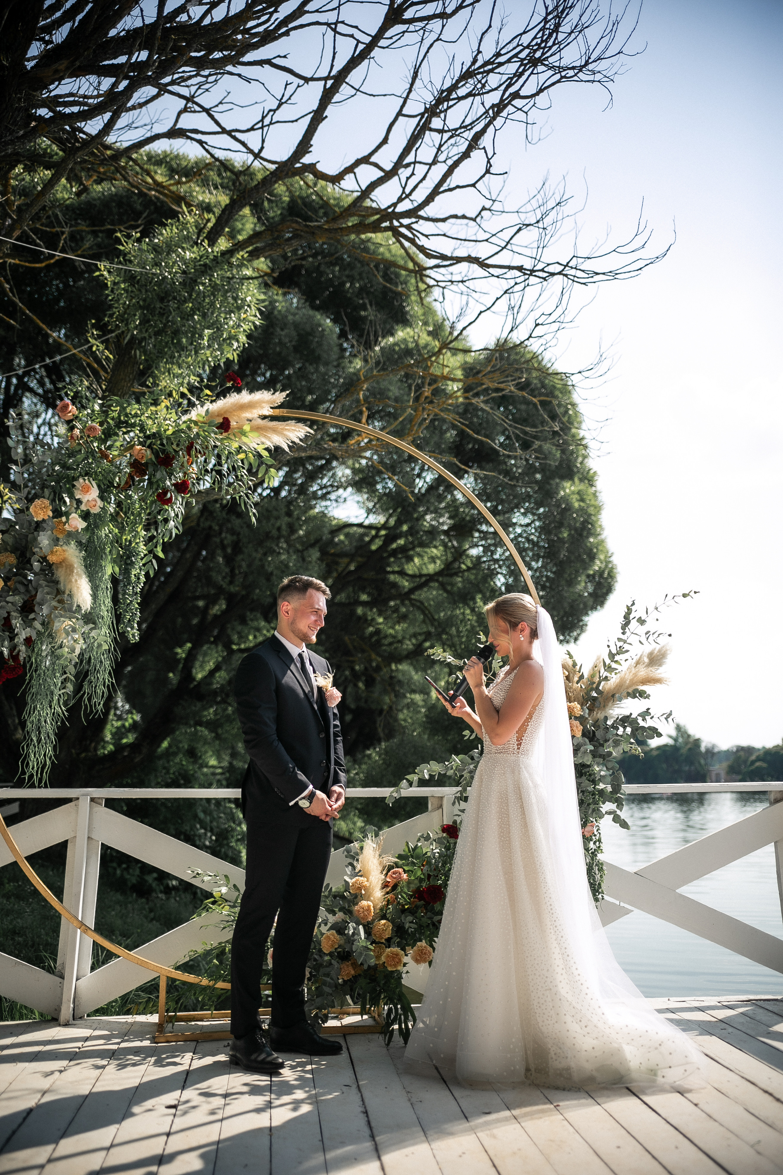 E & M. Photographer Vlad Boytsoff